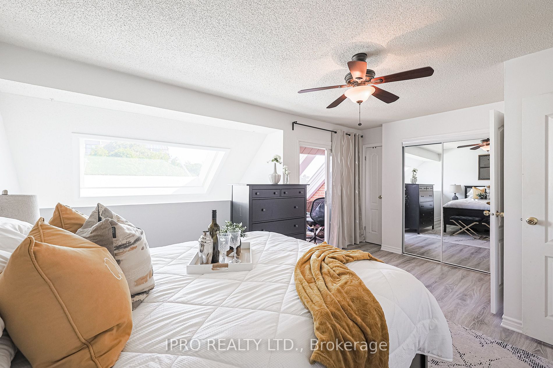 530 Falgarwood Drive, #7