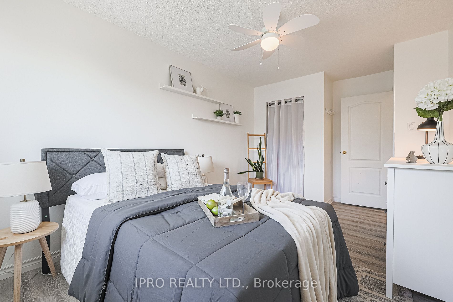 530 Falgarwood Drive, #7