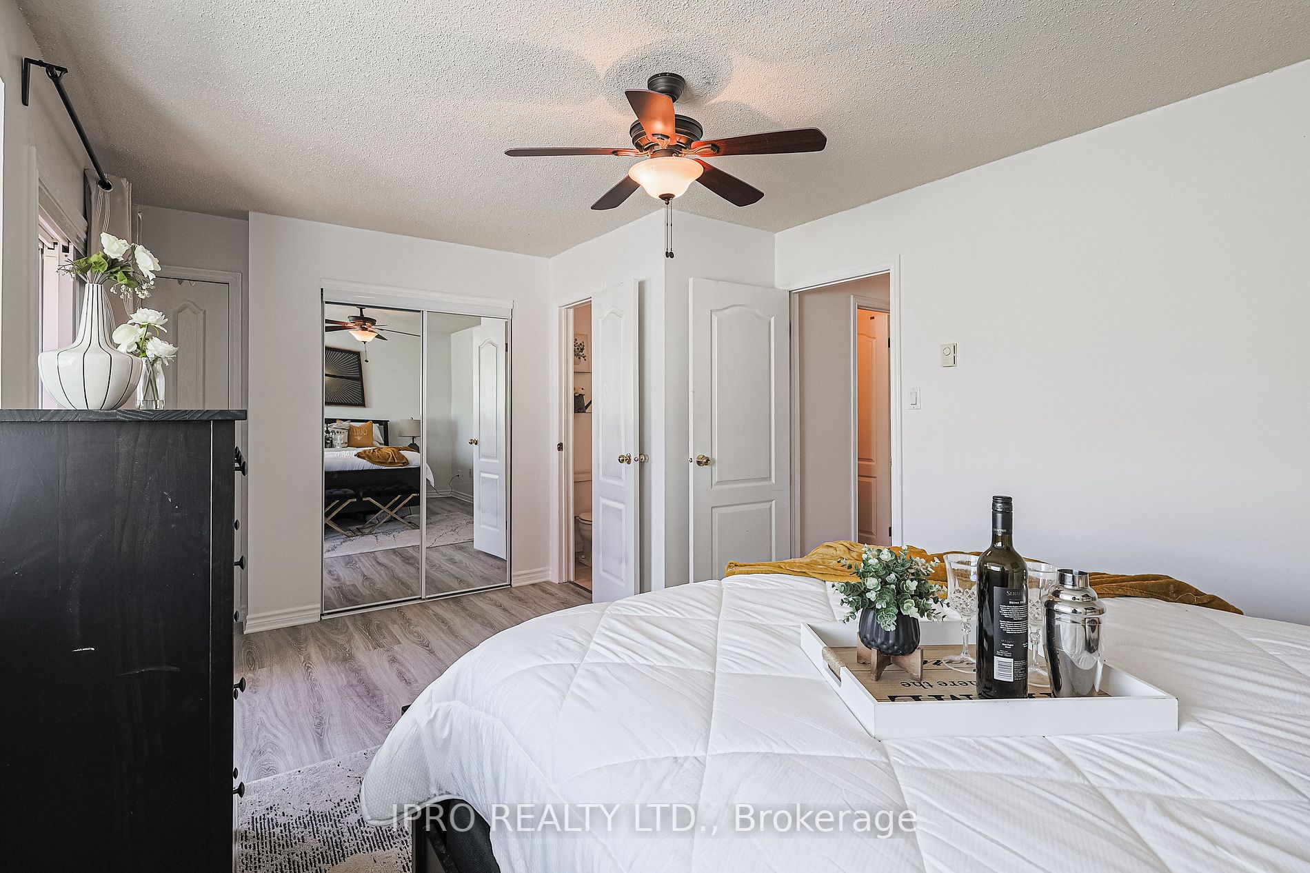 530 Falgarwood Drive, #7