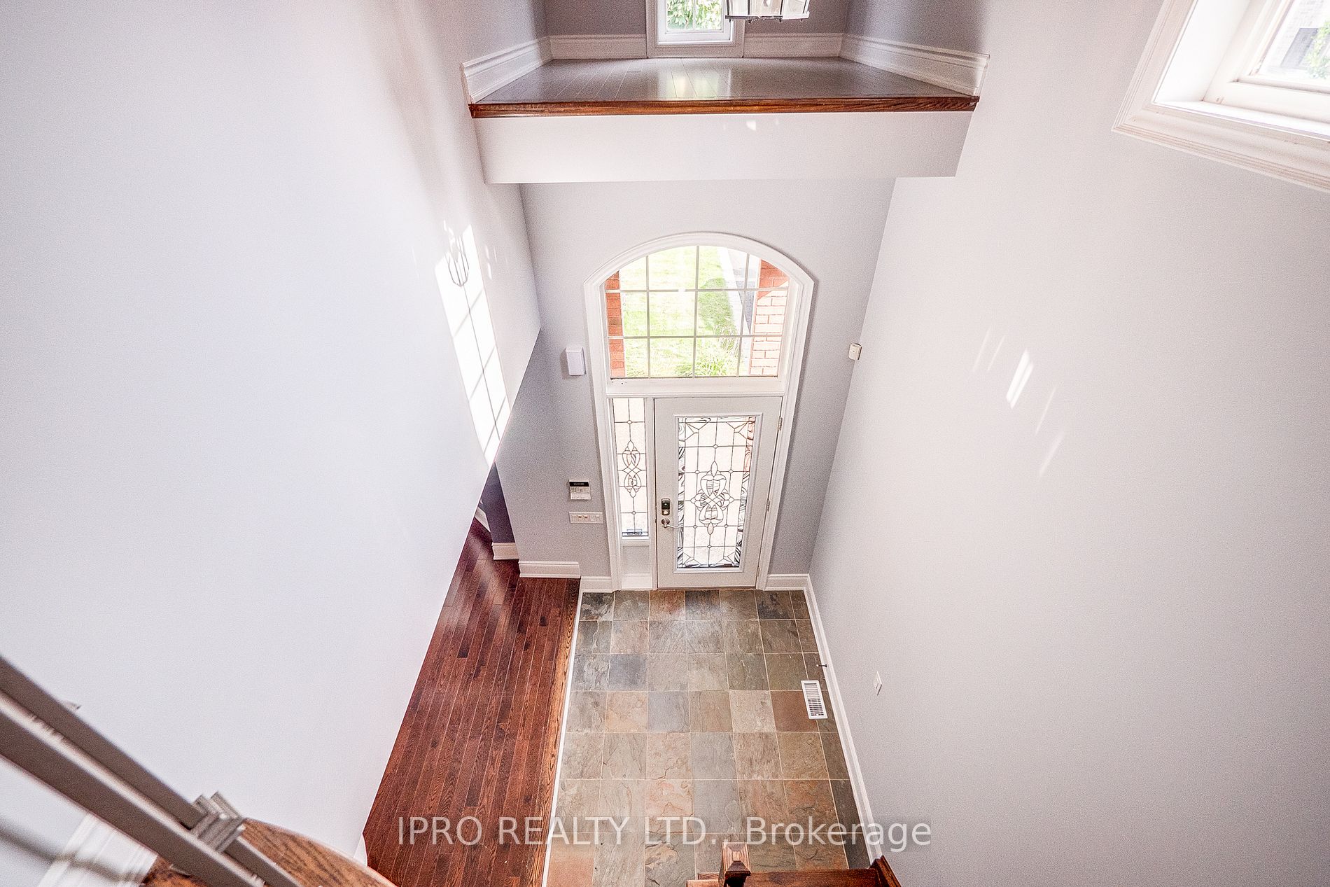 3313 Mistwell Crescent