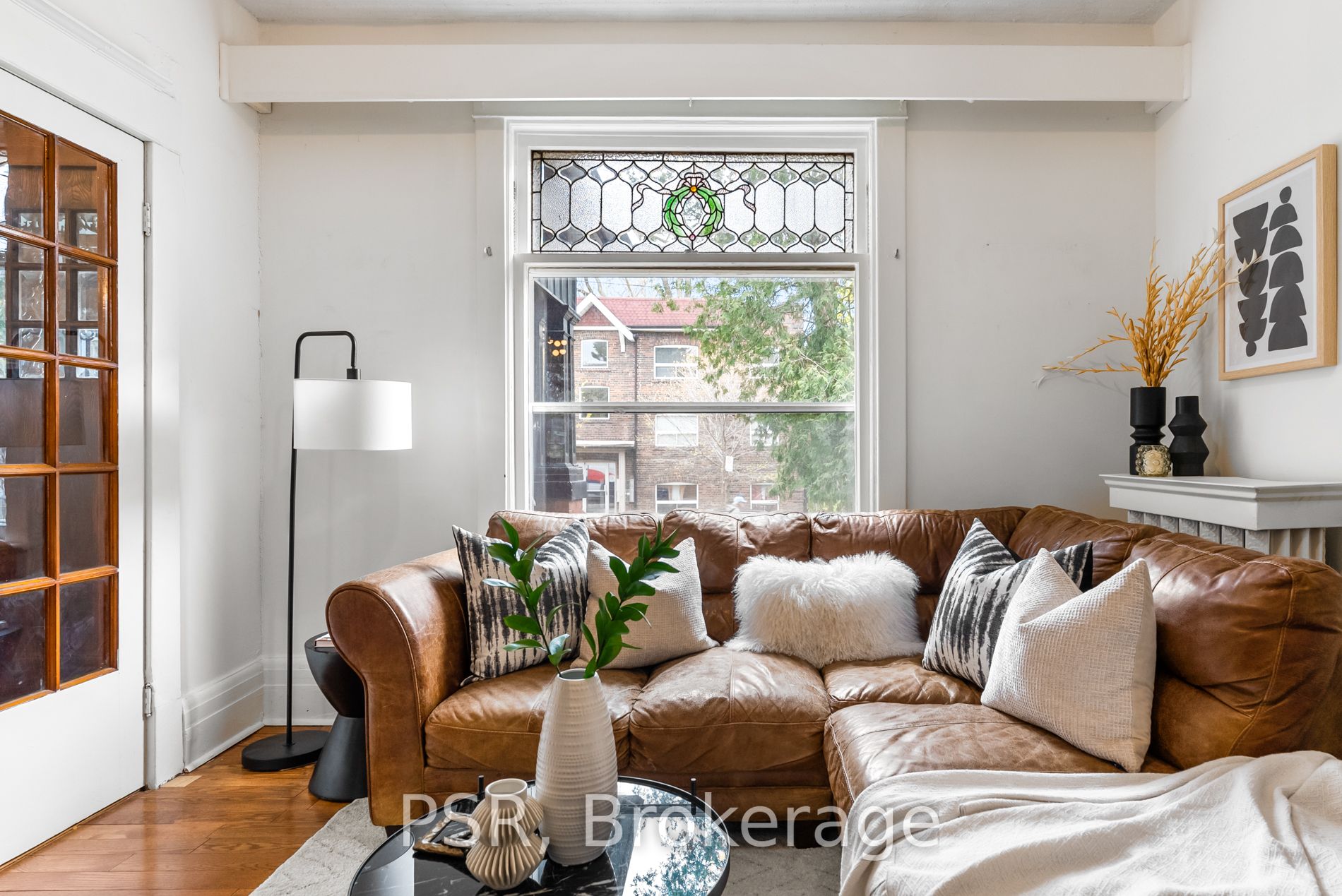 48 Marion St