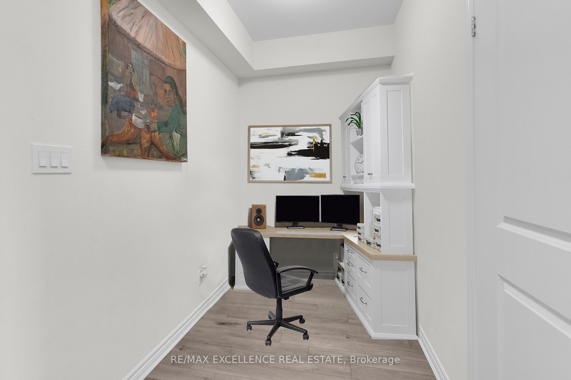 200 Lagerfeld Drive, #215