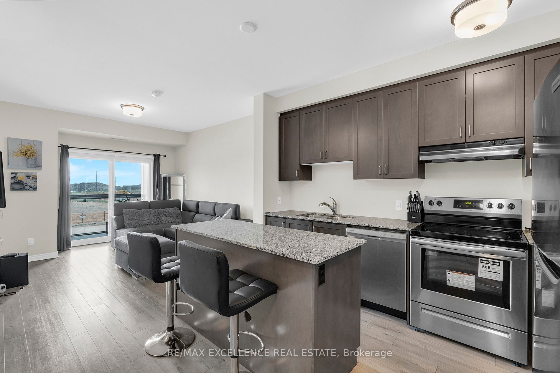 200 Lagerfeld Drive, #215