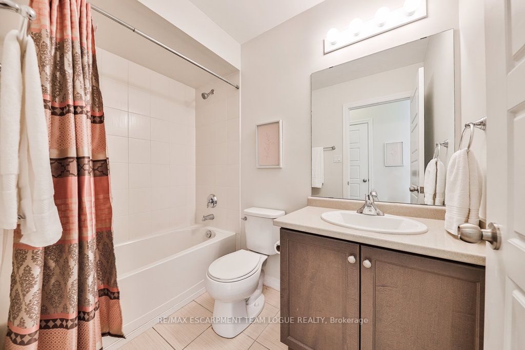 70 Plains Road W, #13