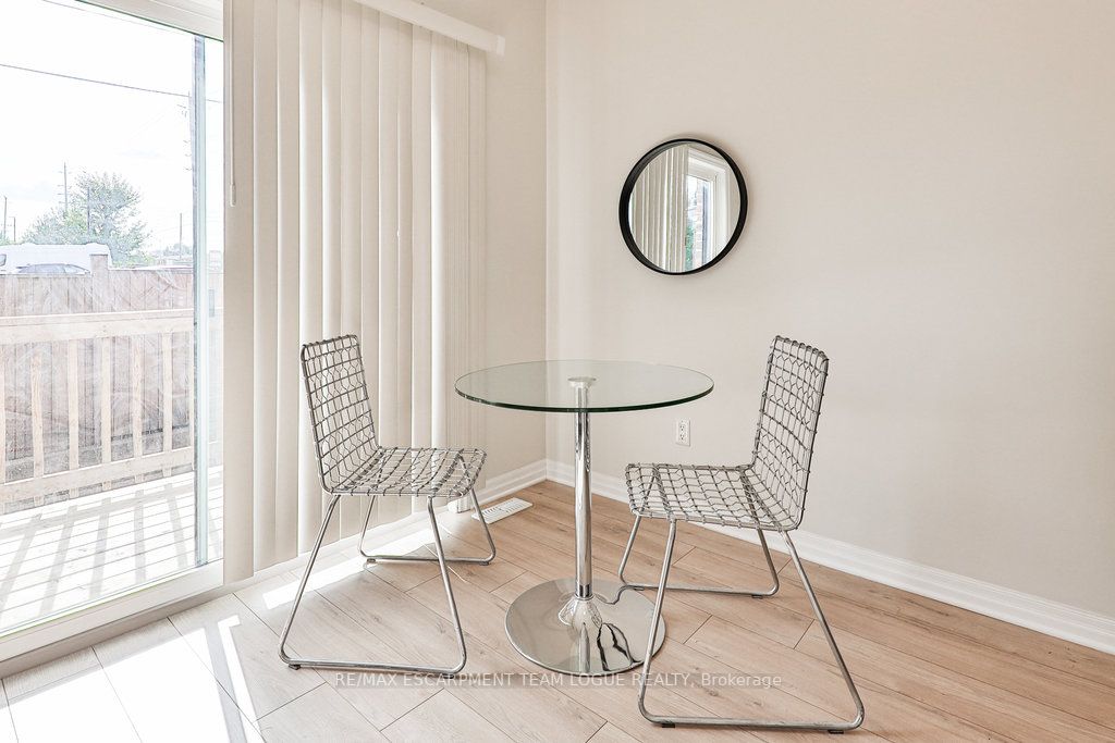 70 Plains Road W, #13