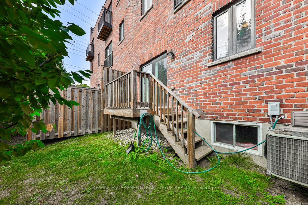 70 Plains Road W, #13