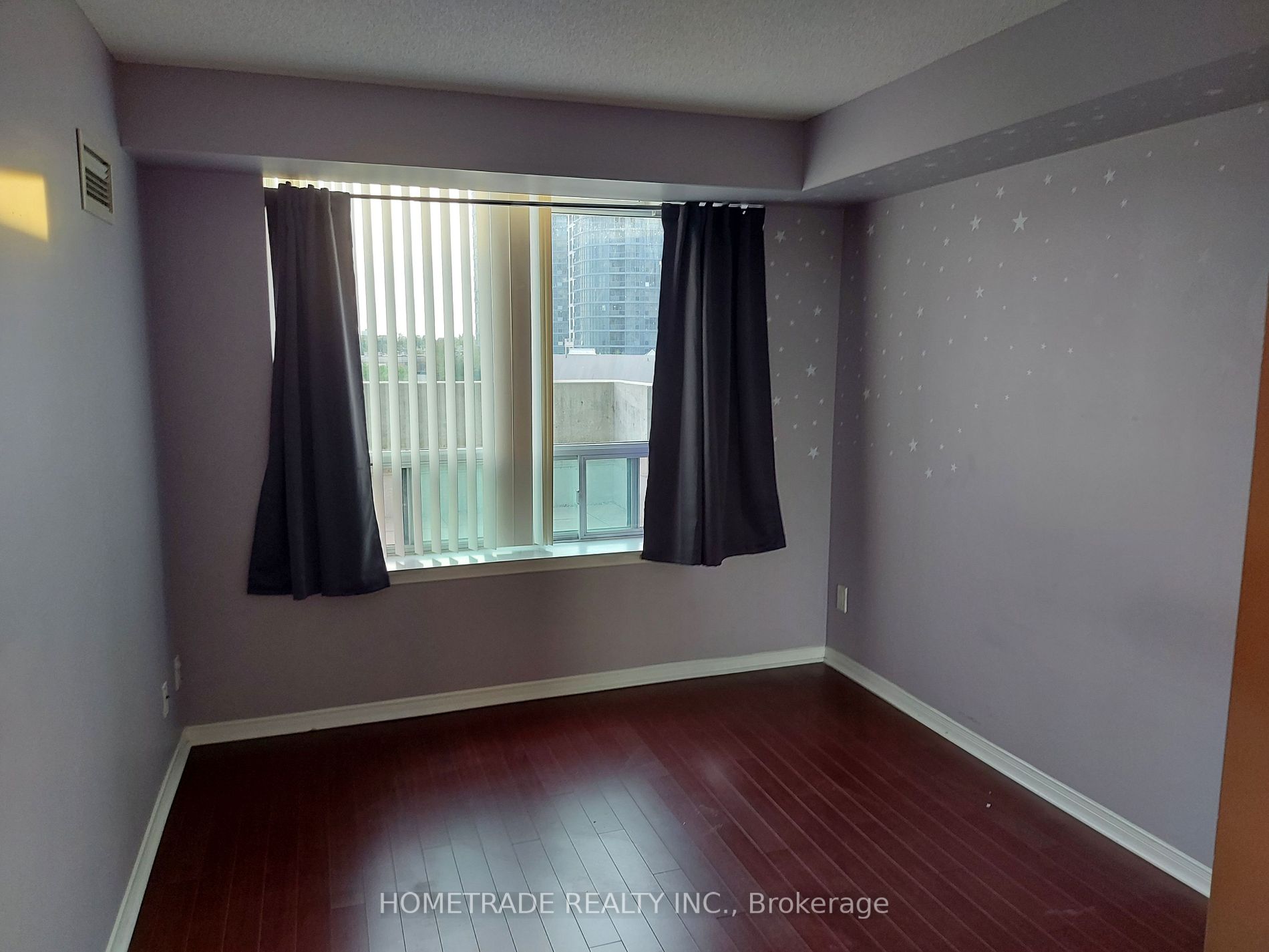 9 Michael Power Pl, #510
