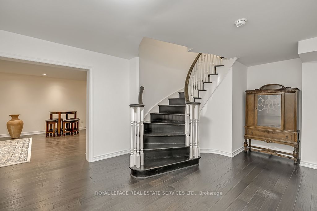 2299 Hilltop Lane