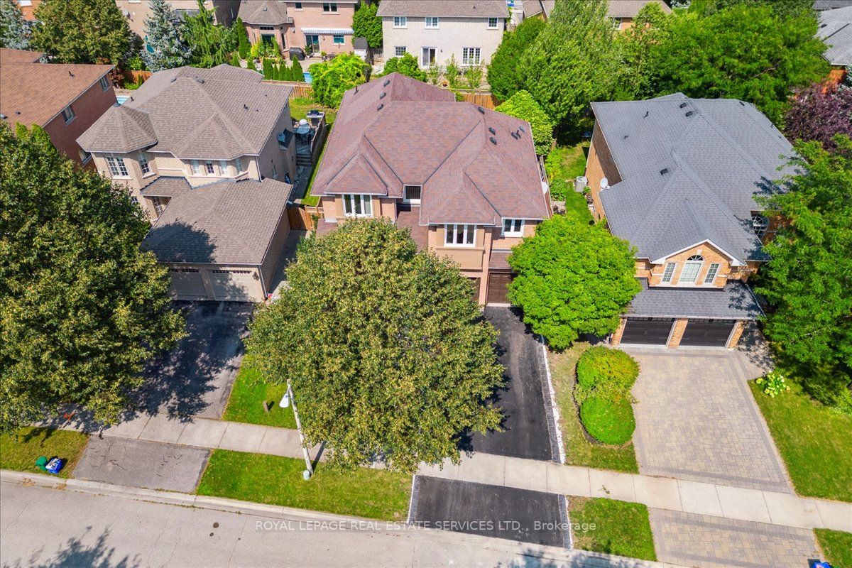 2299 Hilltop Lane