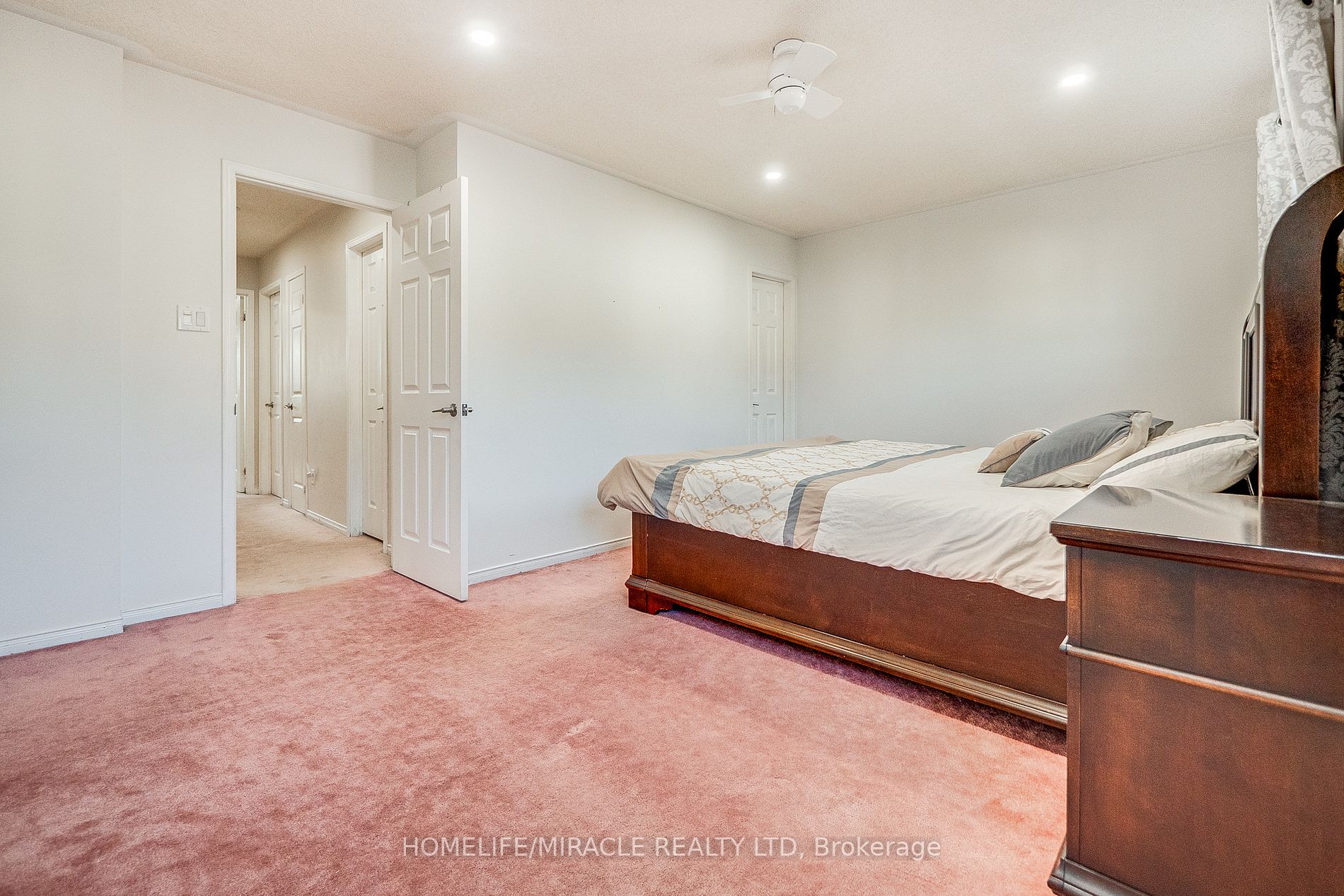 70 Wickstead Court, #53