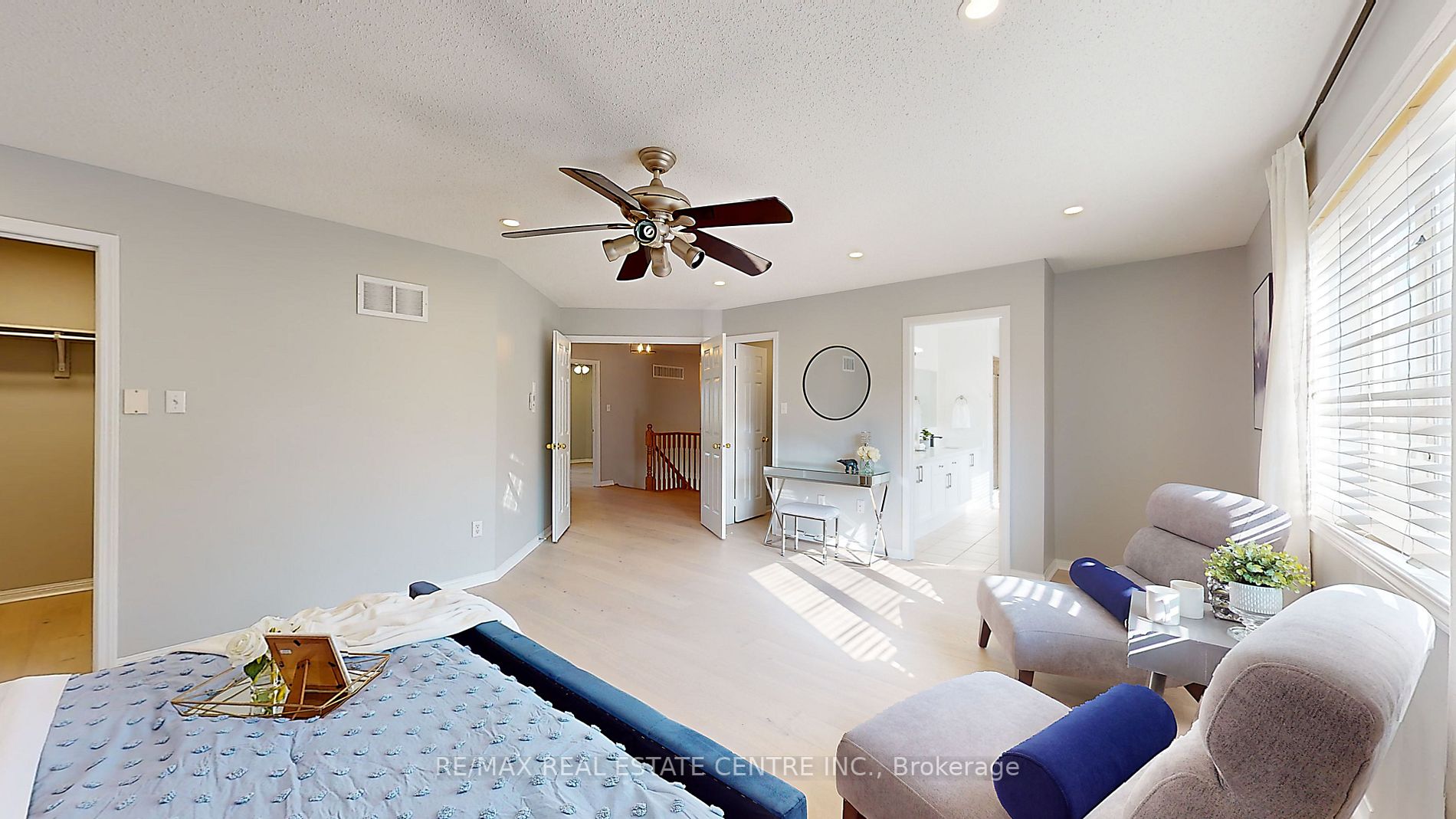 956 Mcneil Dr