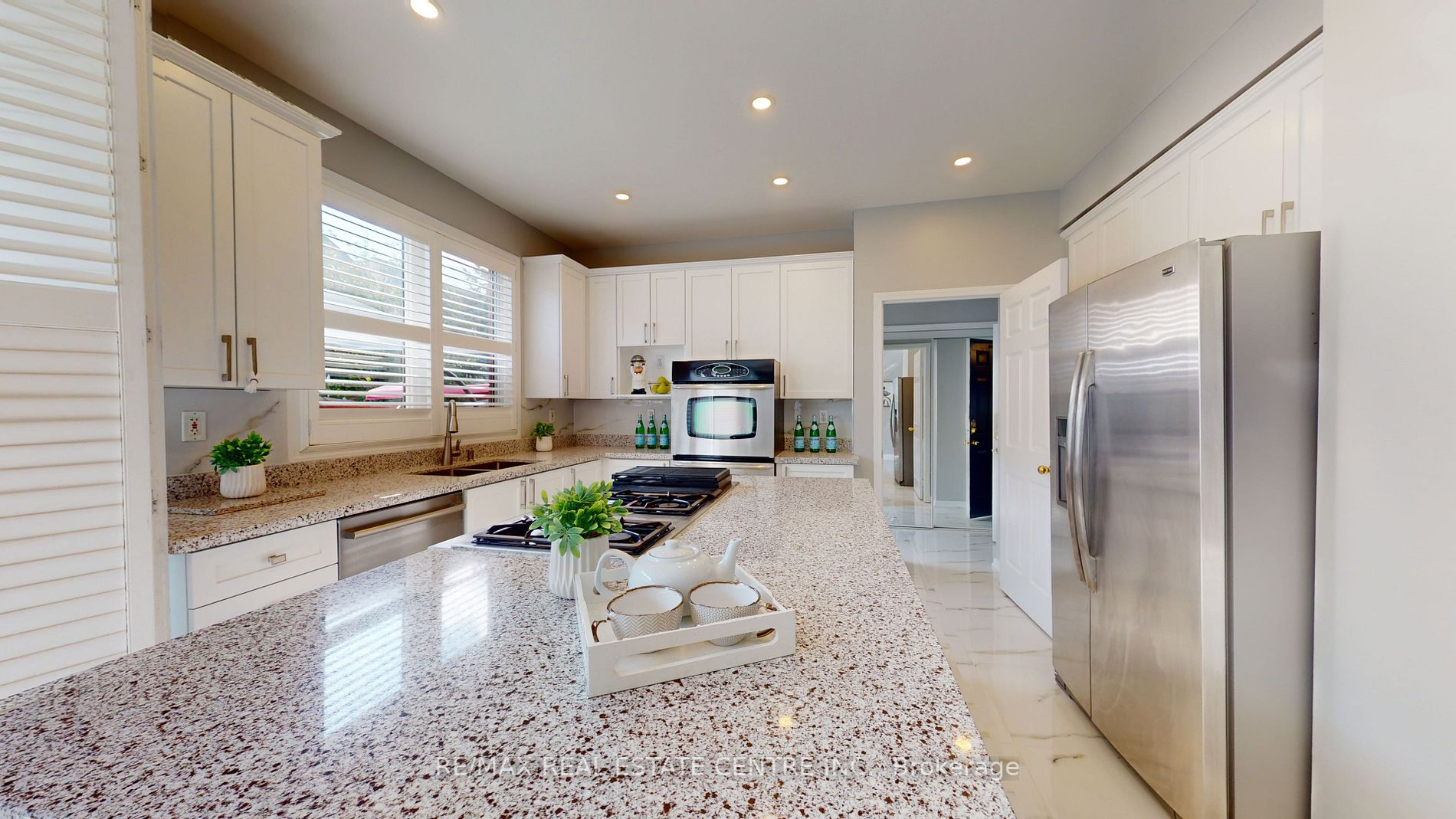 956 Mcneil Dr