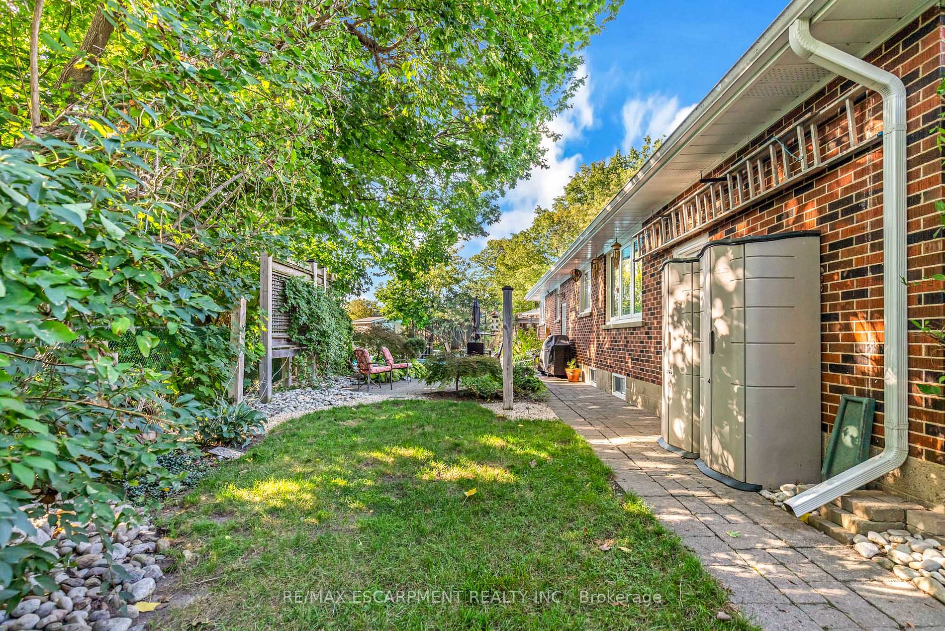 980 Glen Acres Court