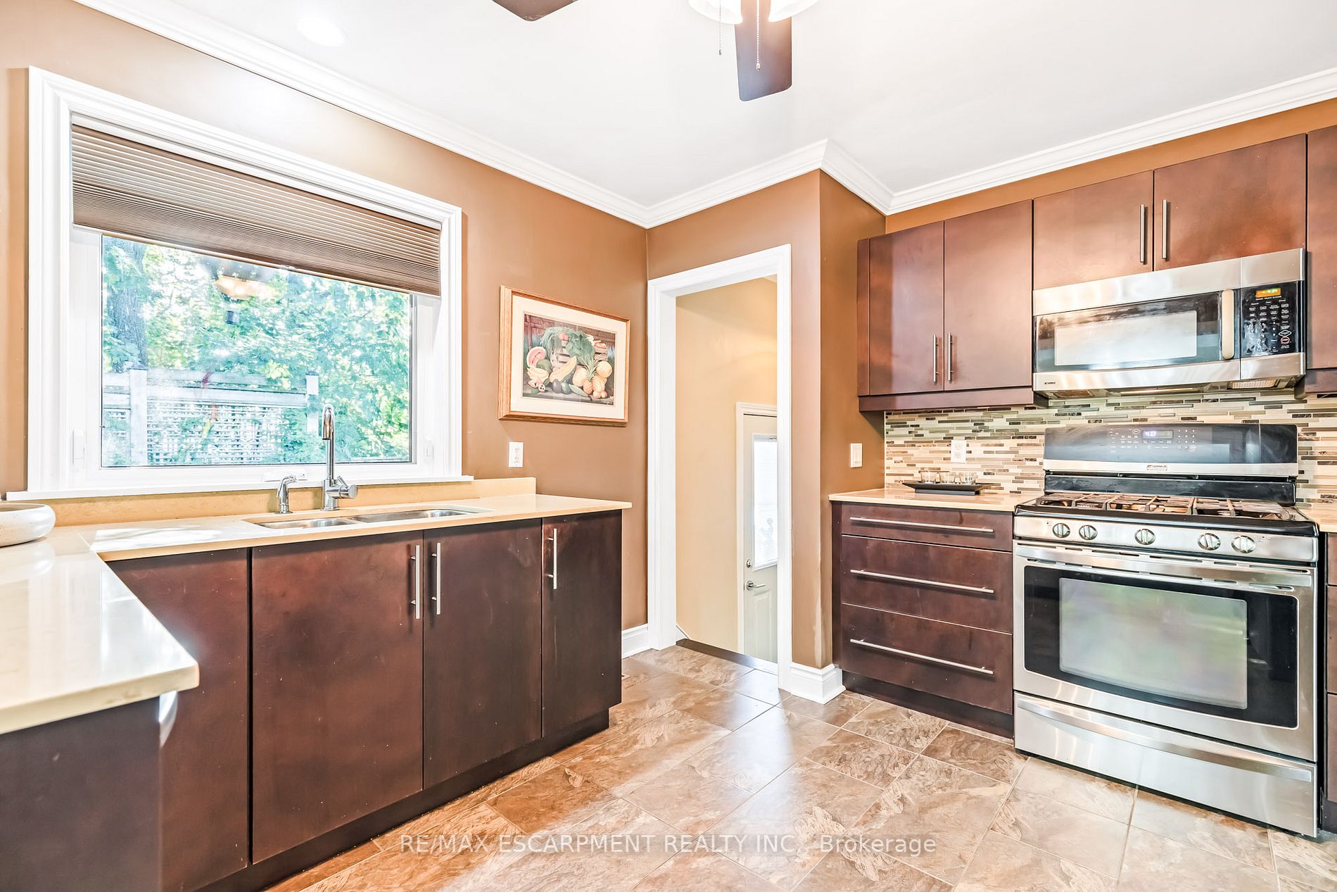 980 Glen Acres Court