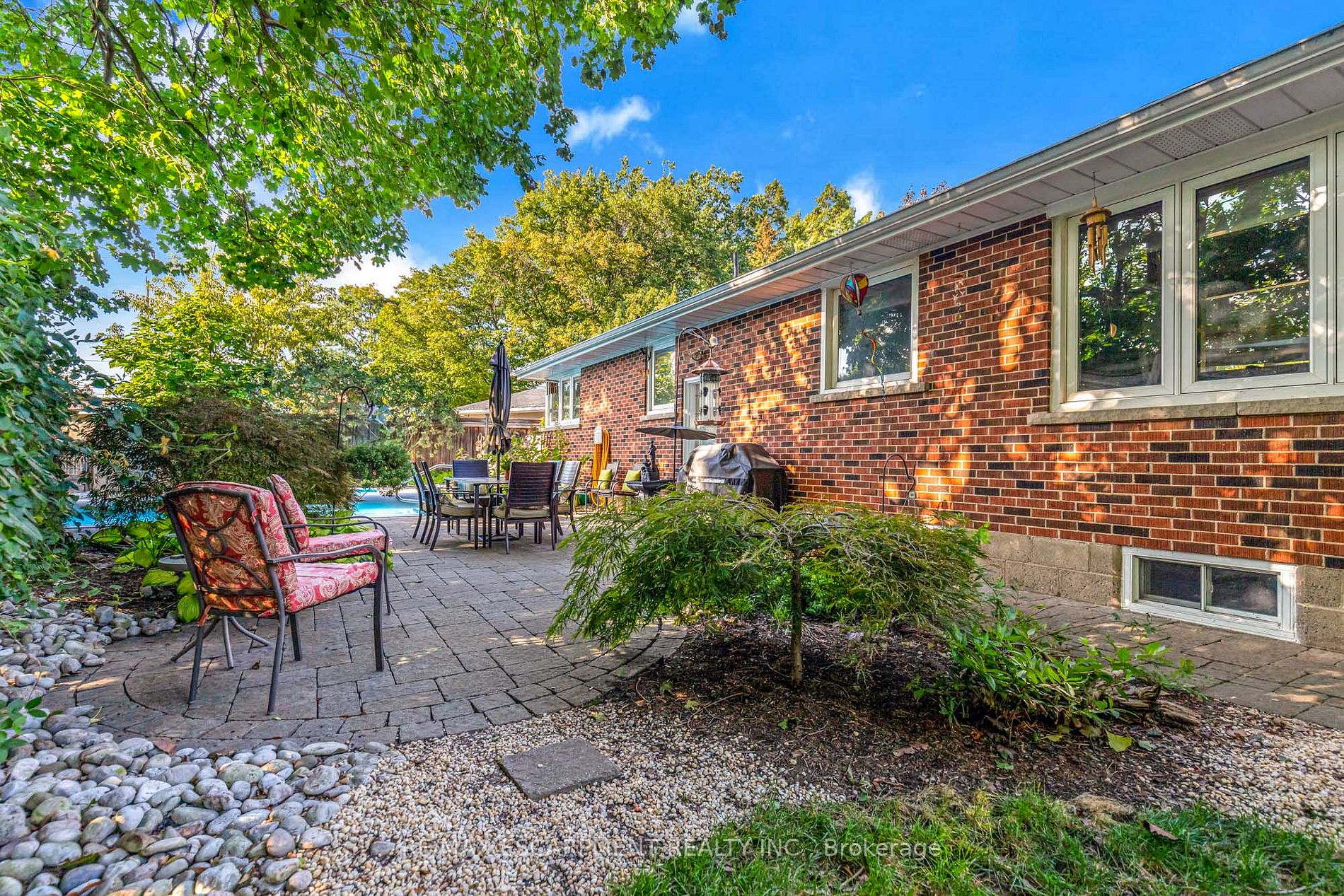 980 Glen Acres Court