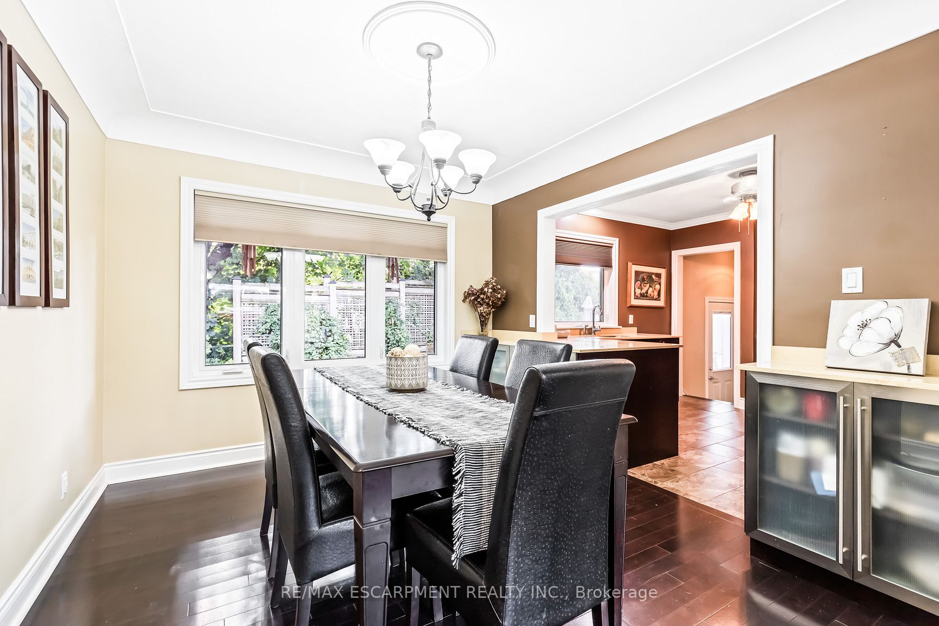 980 Glen Acres Court