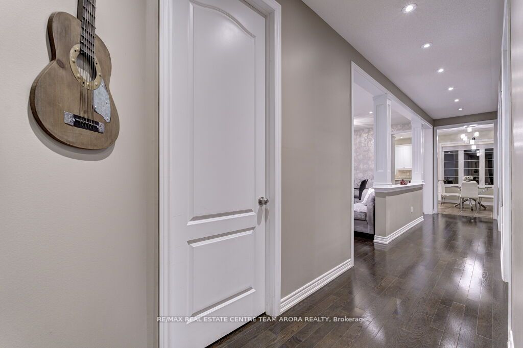 45 Interlacken Dr
