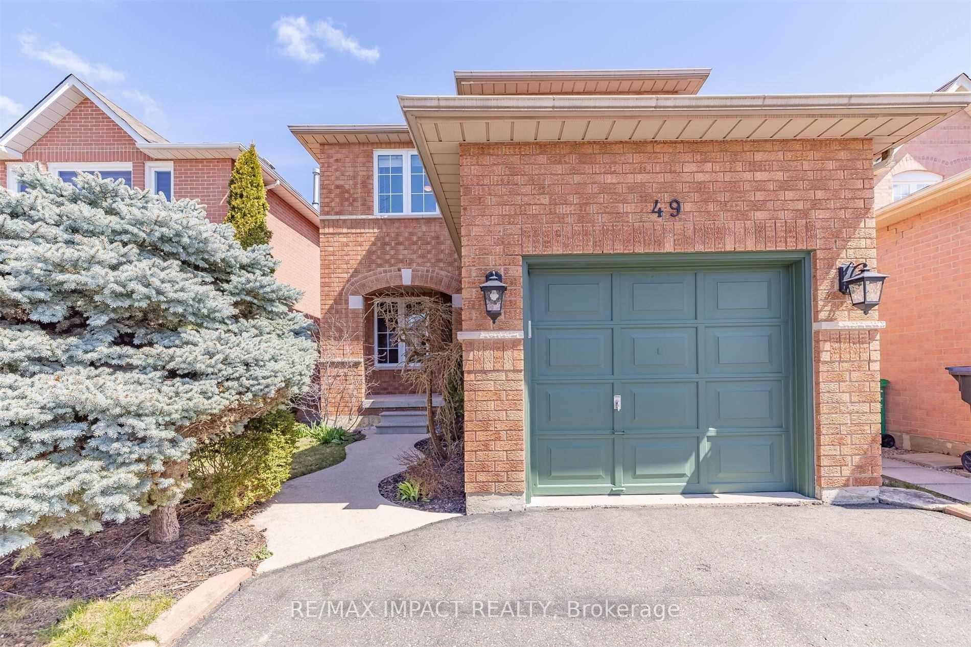 49 Hood Cres