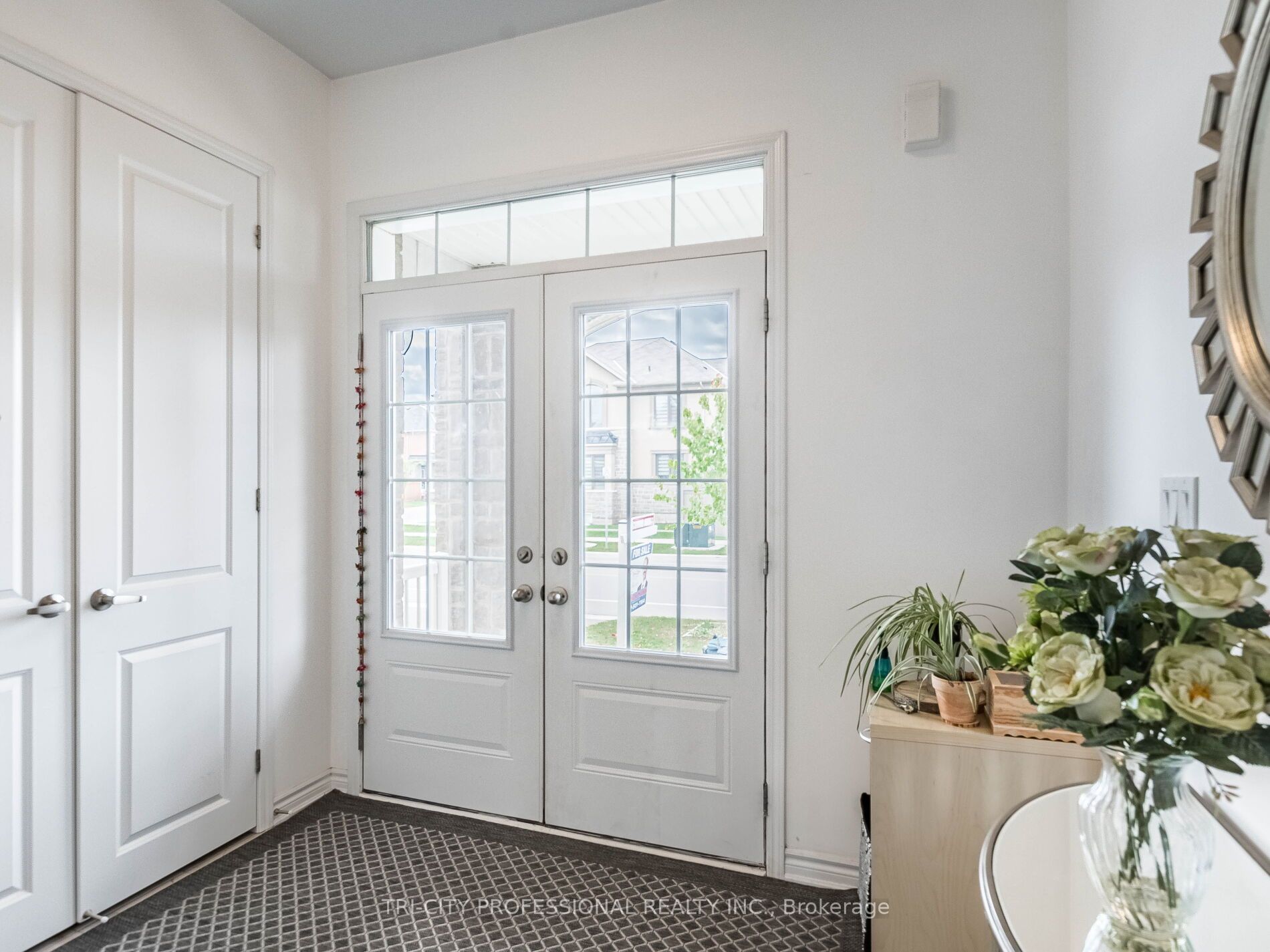 632 Kennedy Circ W