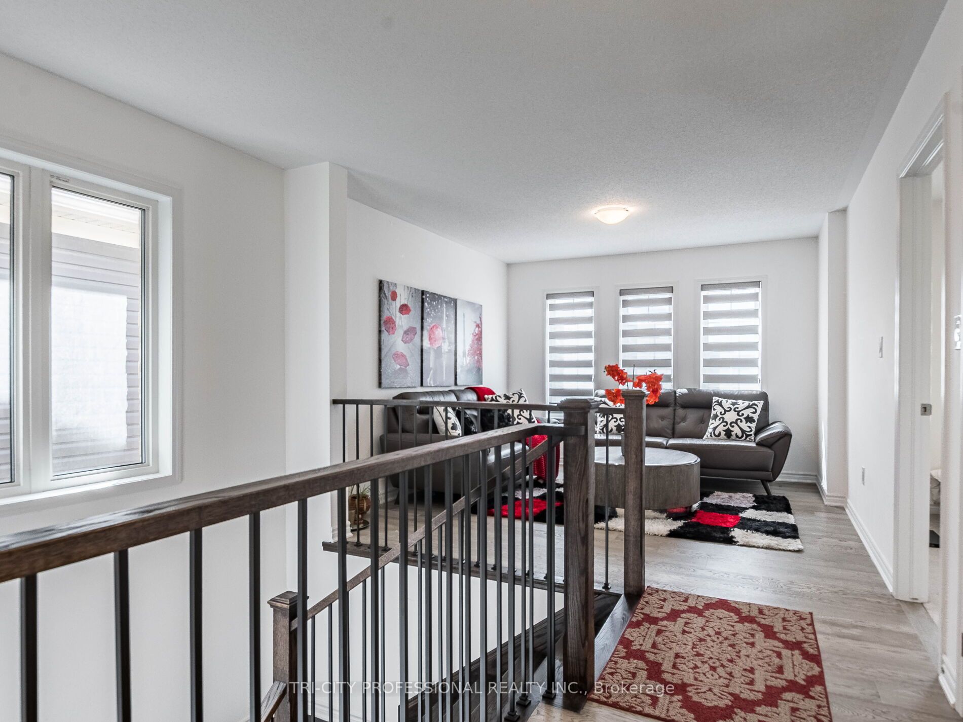 632 Kennedy Circ W
