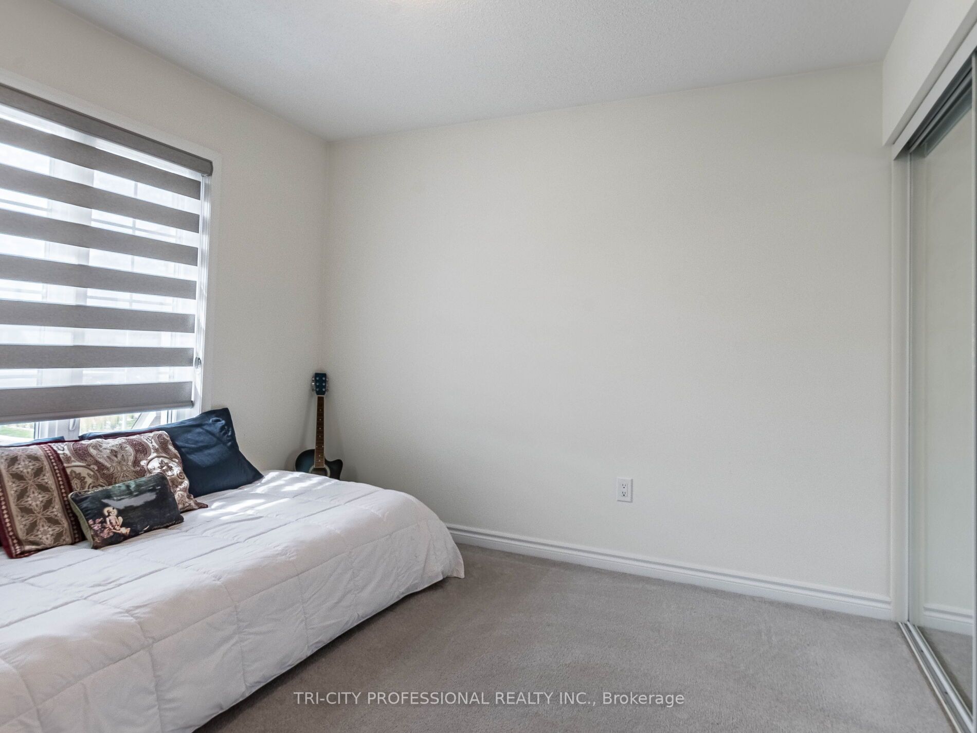 632 Kennedy Circ W