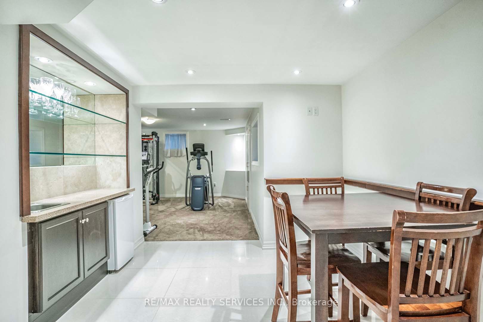 501 Cusick Circle