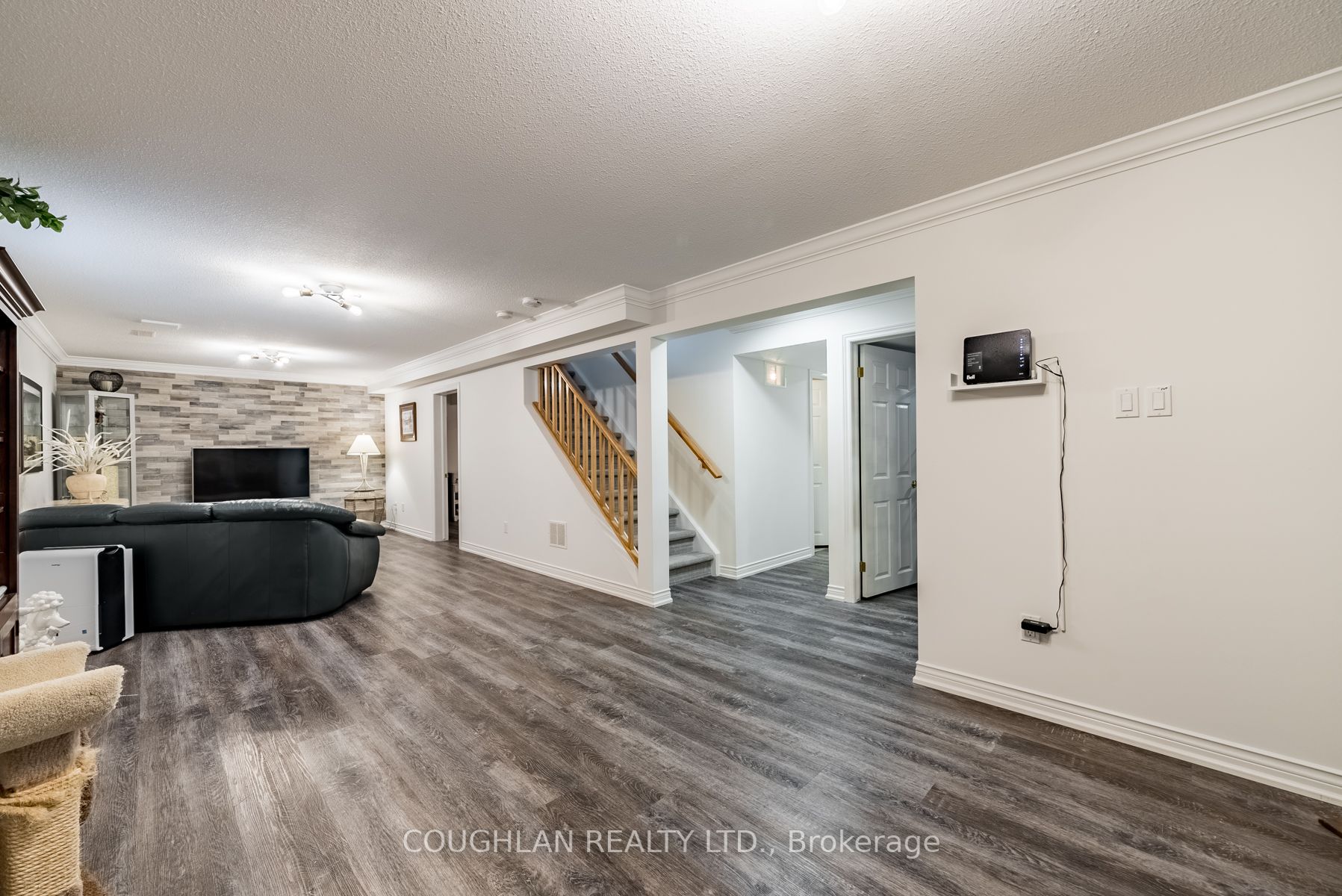 15 Woodvale Court