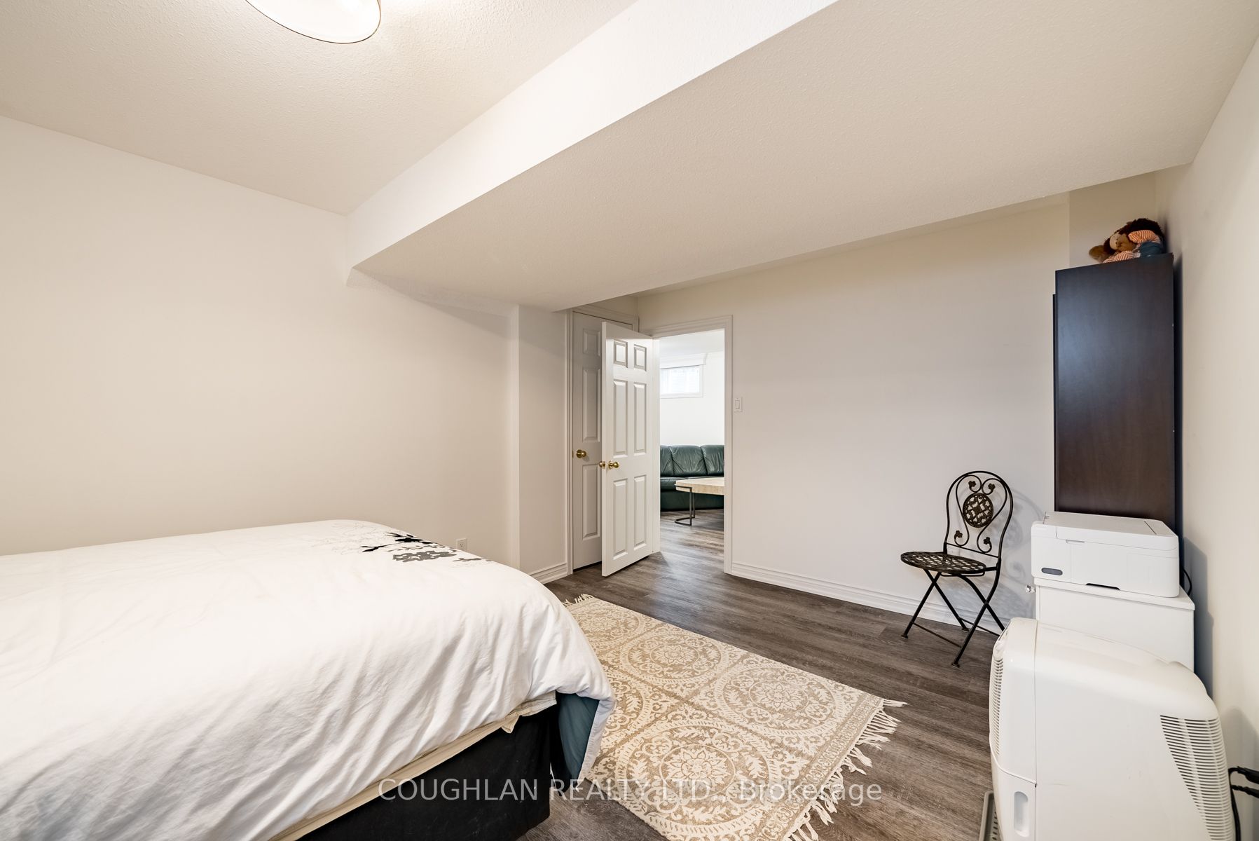 15 Woodvale Court