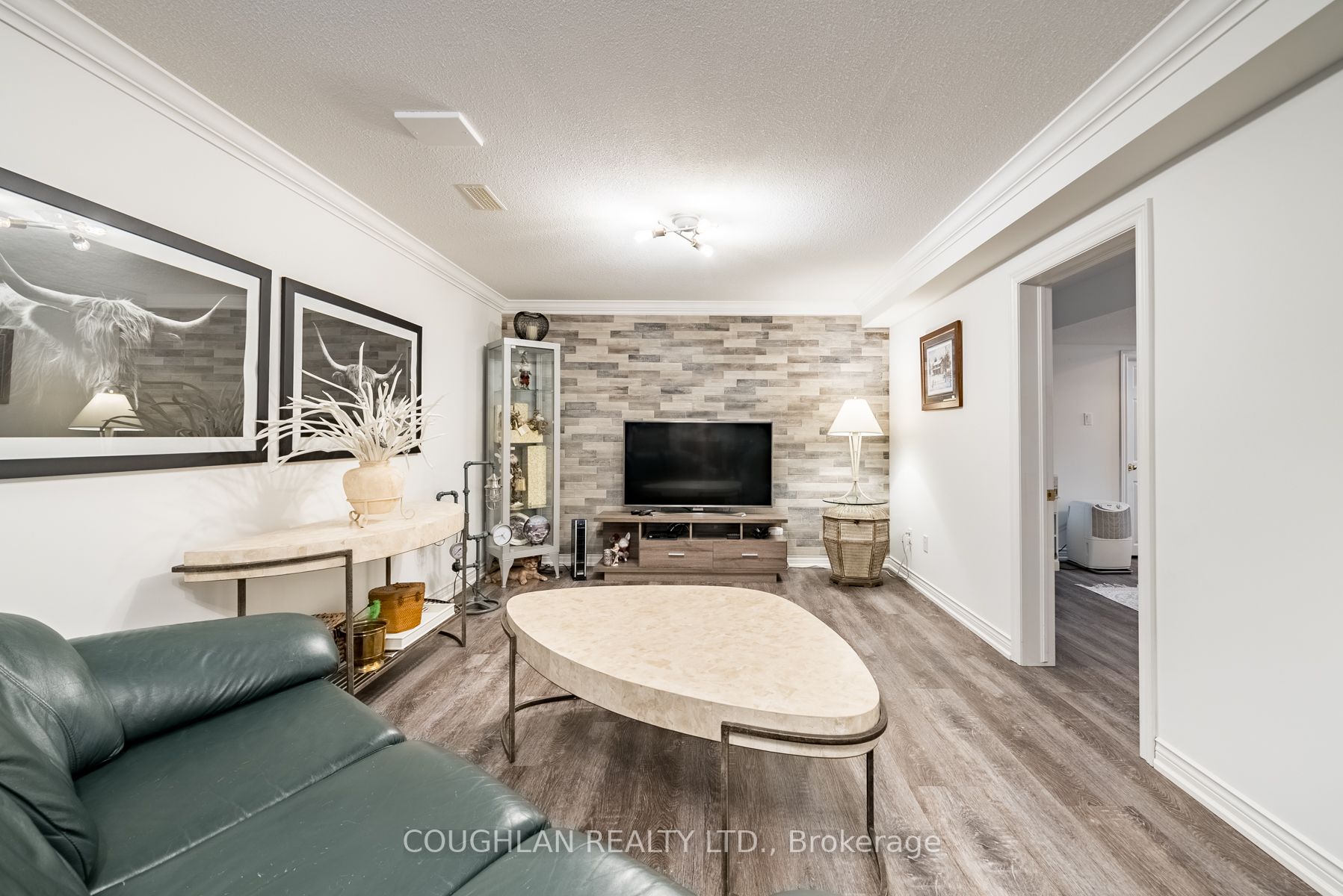 15 Woodvale Court
