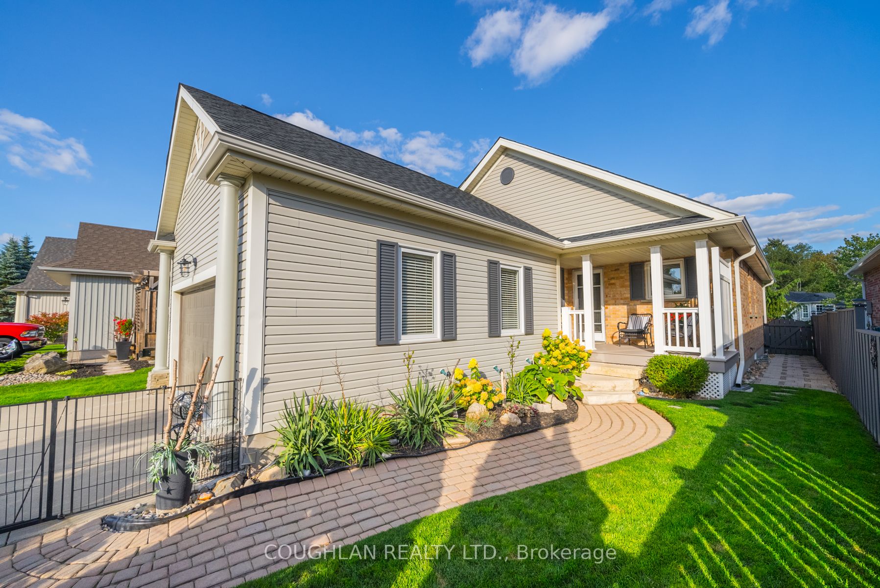15 Woodvale Court