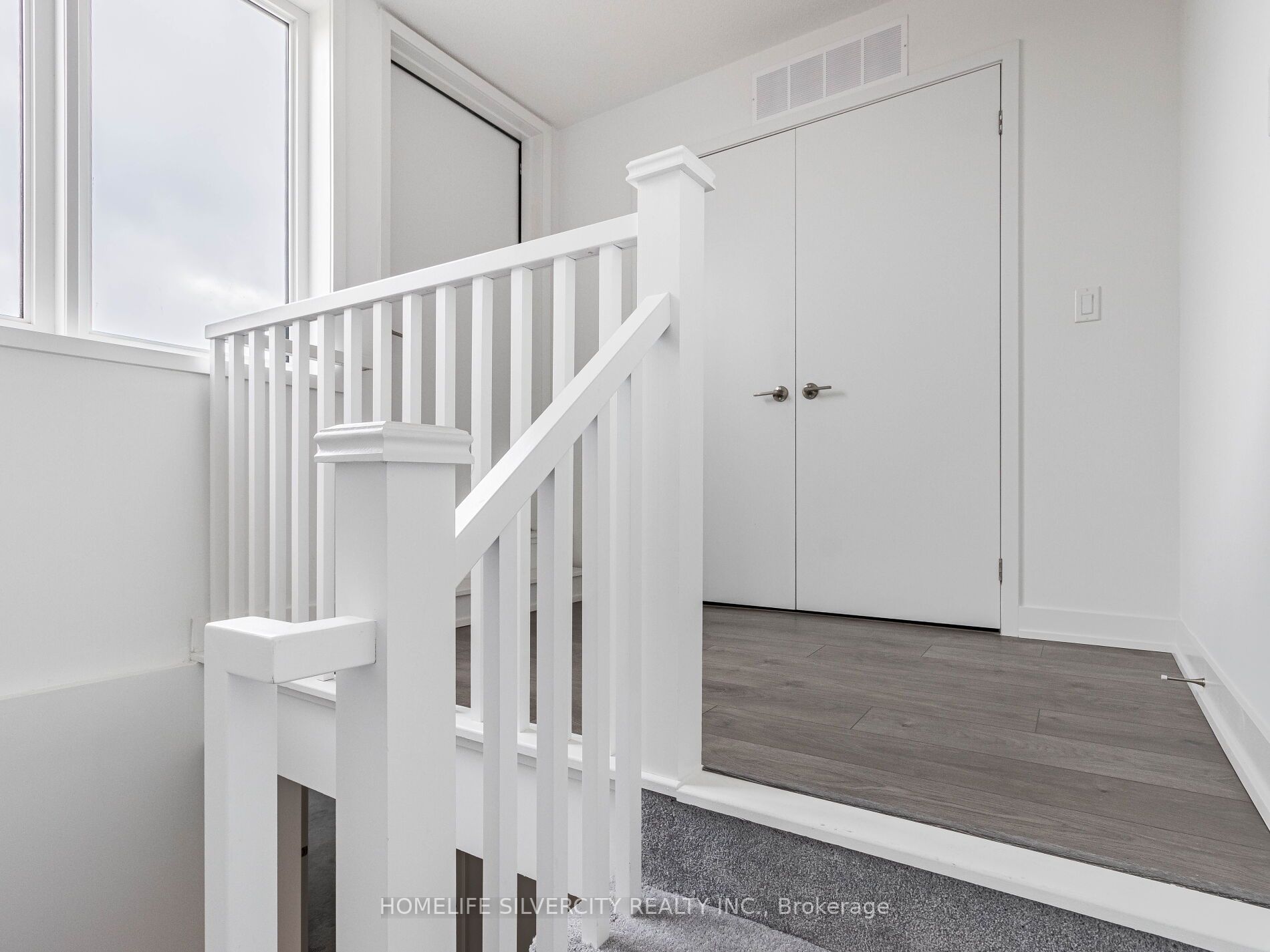 1141 Cooke Boulevard, #403