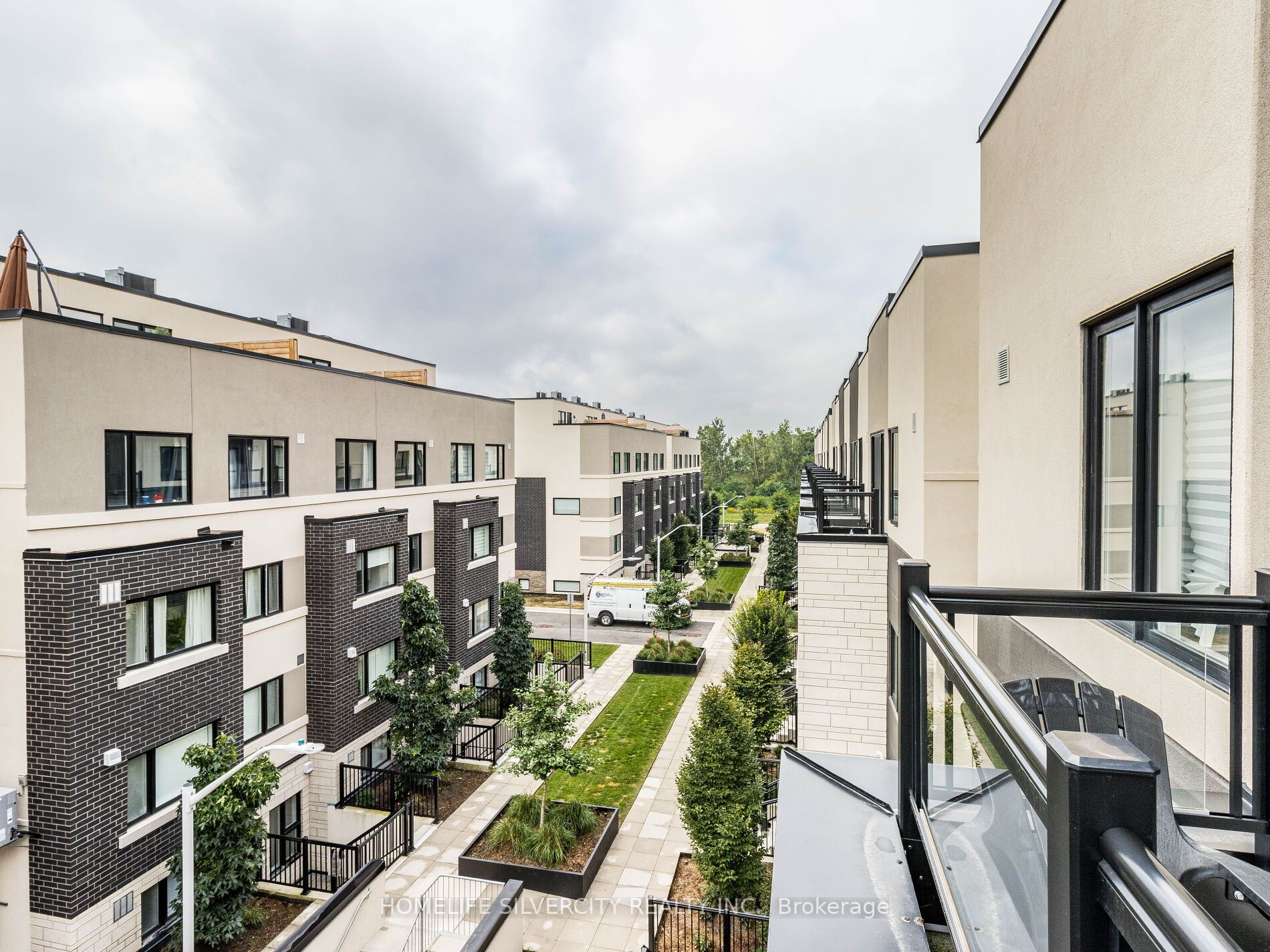 1141 Cooke Boulevard, #403
