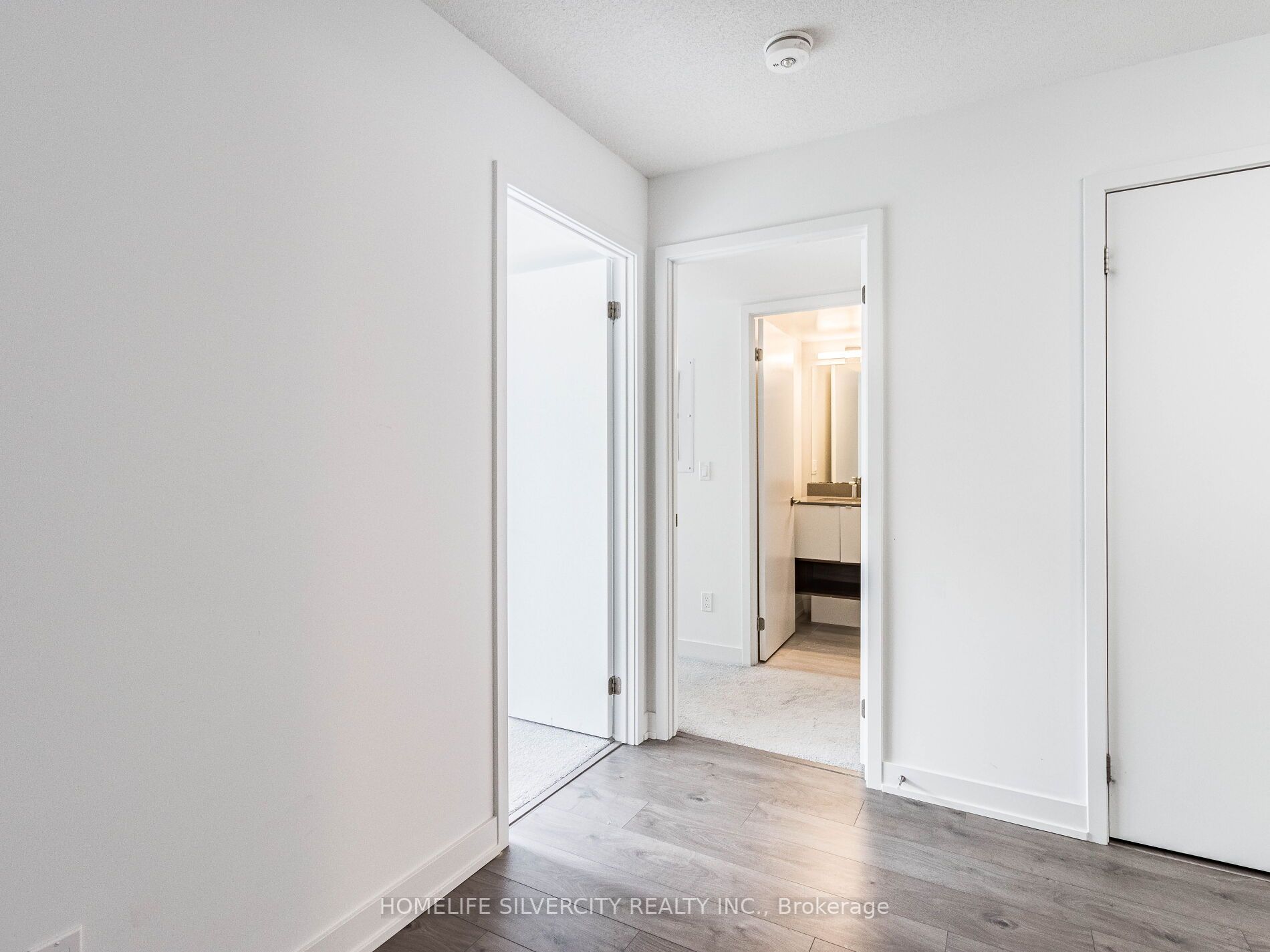 1141 Cooke Boulevard, #403