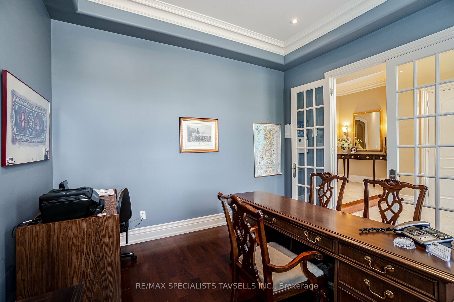 3 Castlewood Court