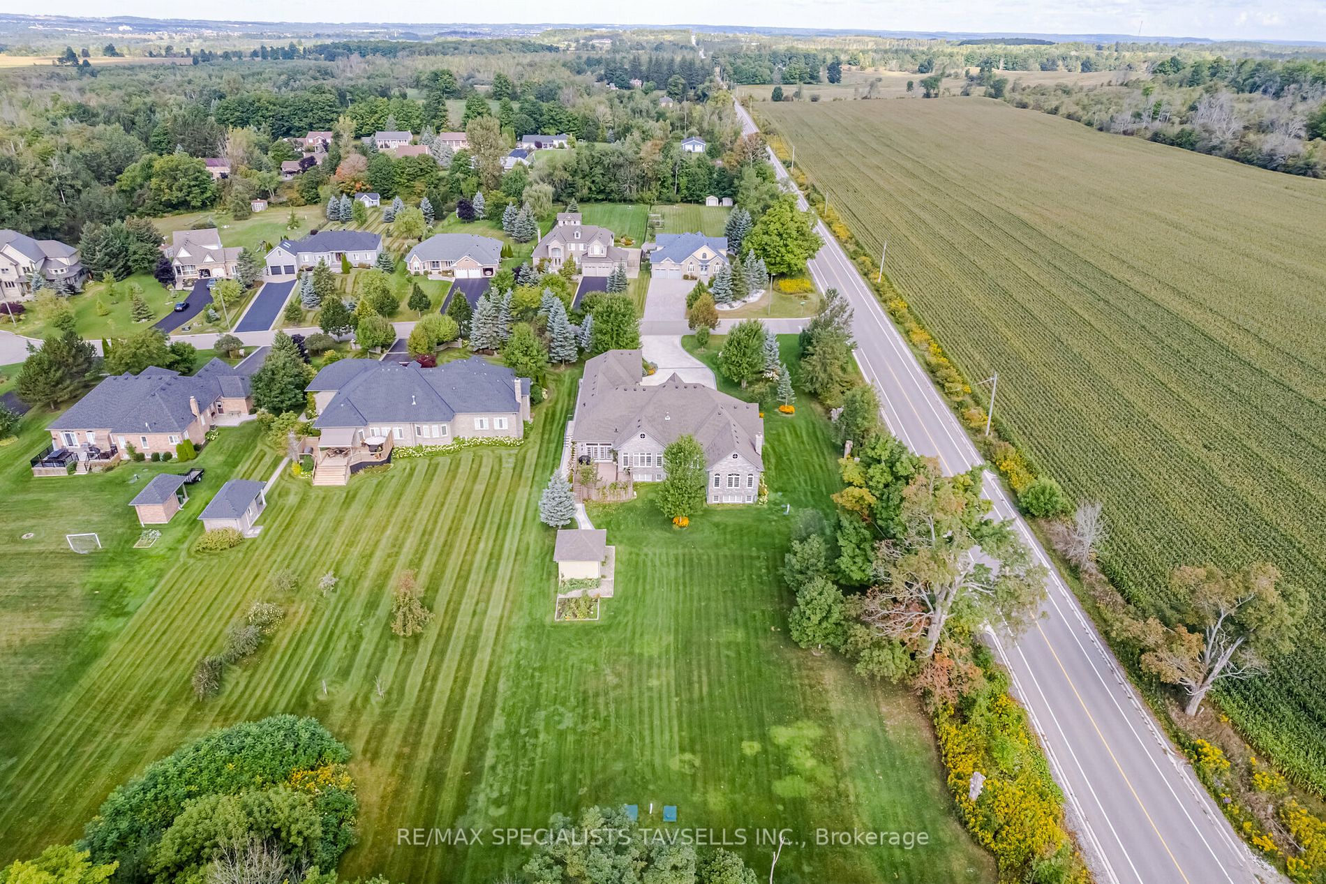 3 Castlewood Court