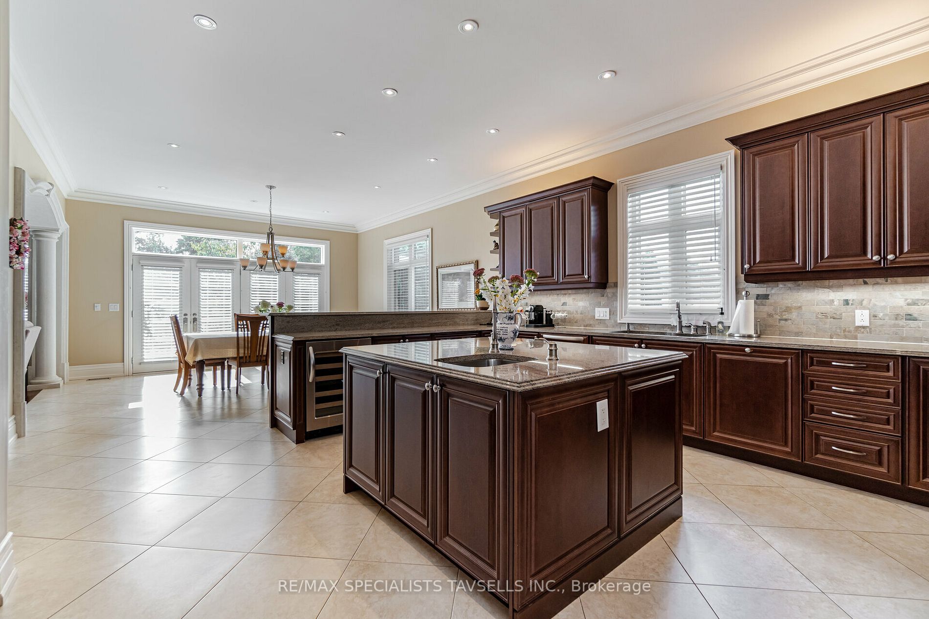 3 Castlewood Court