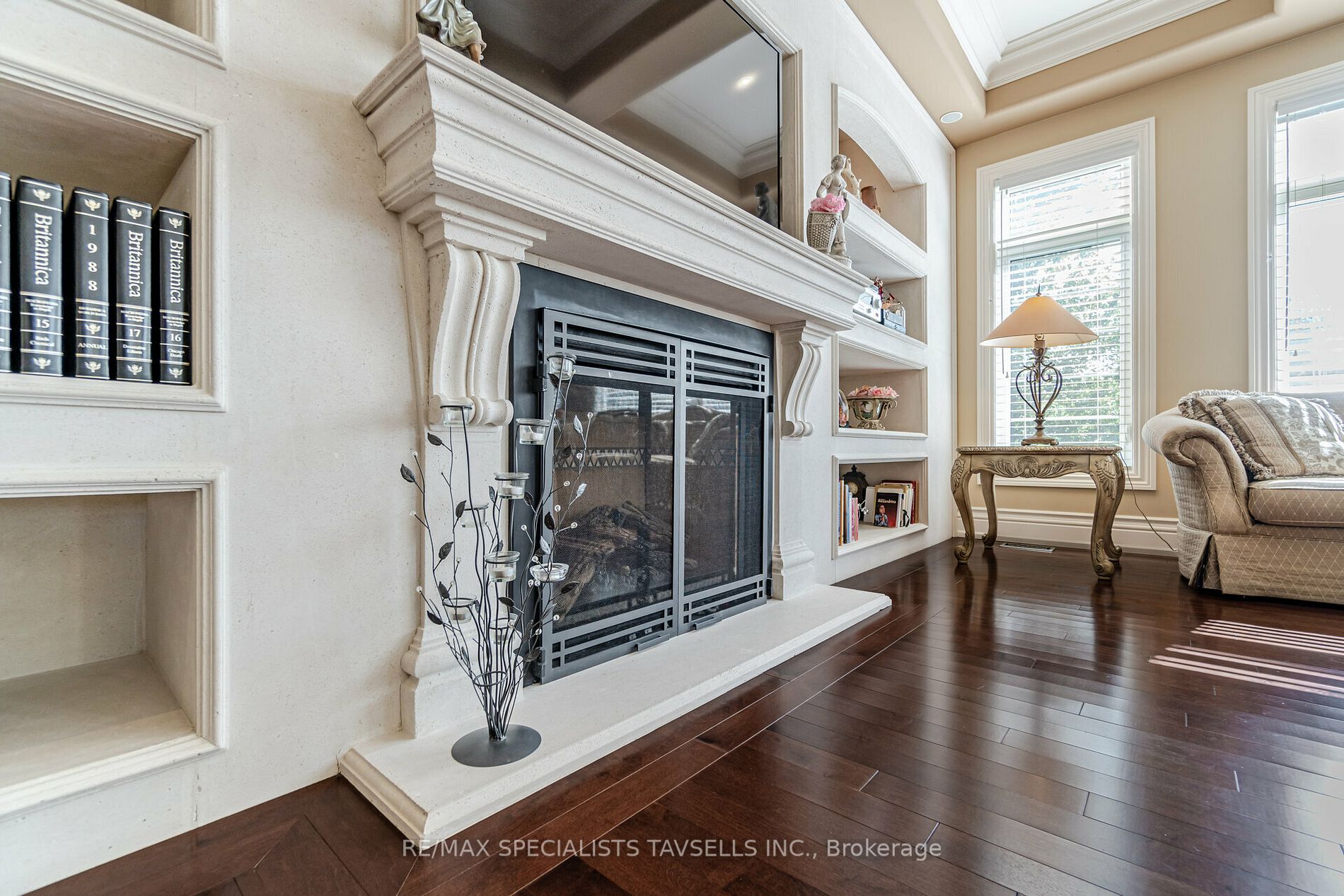 3 Castlewood Court