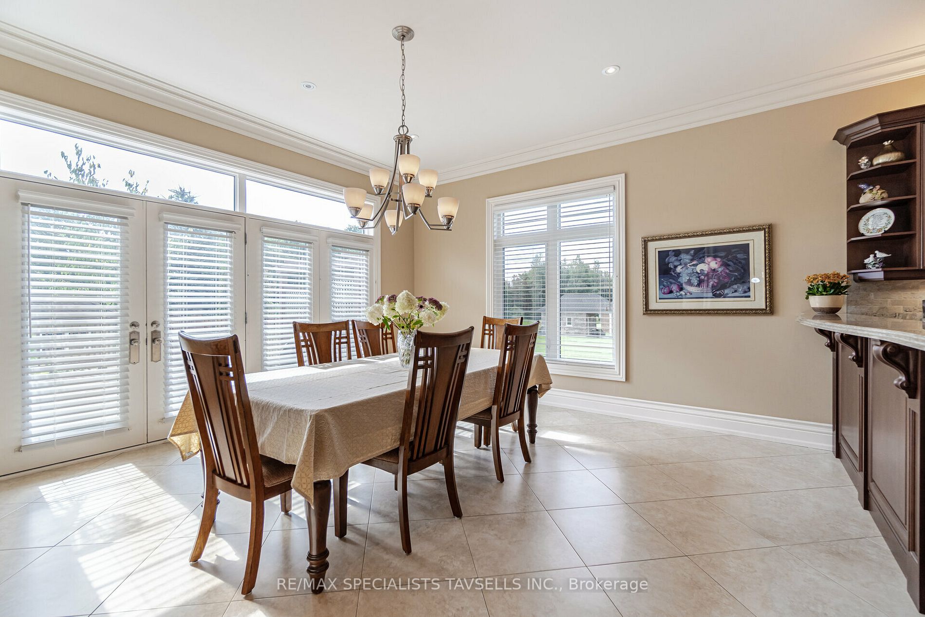 3 Castlewood Court