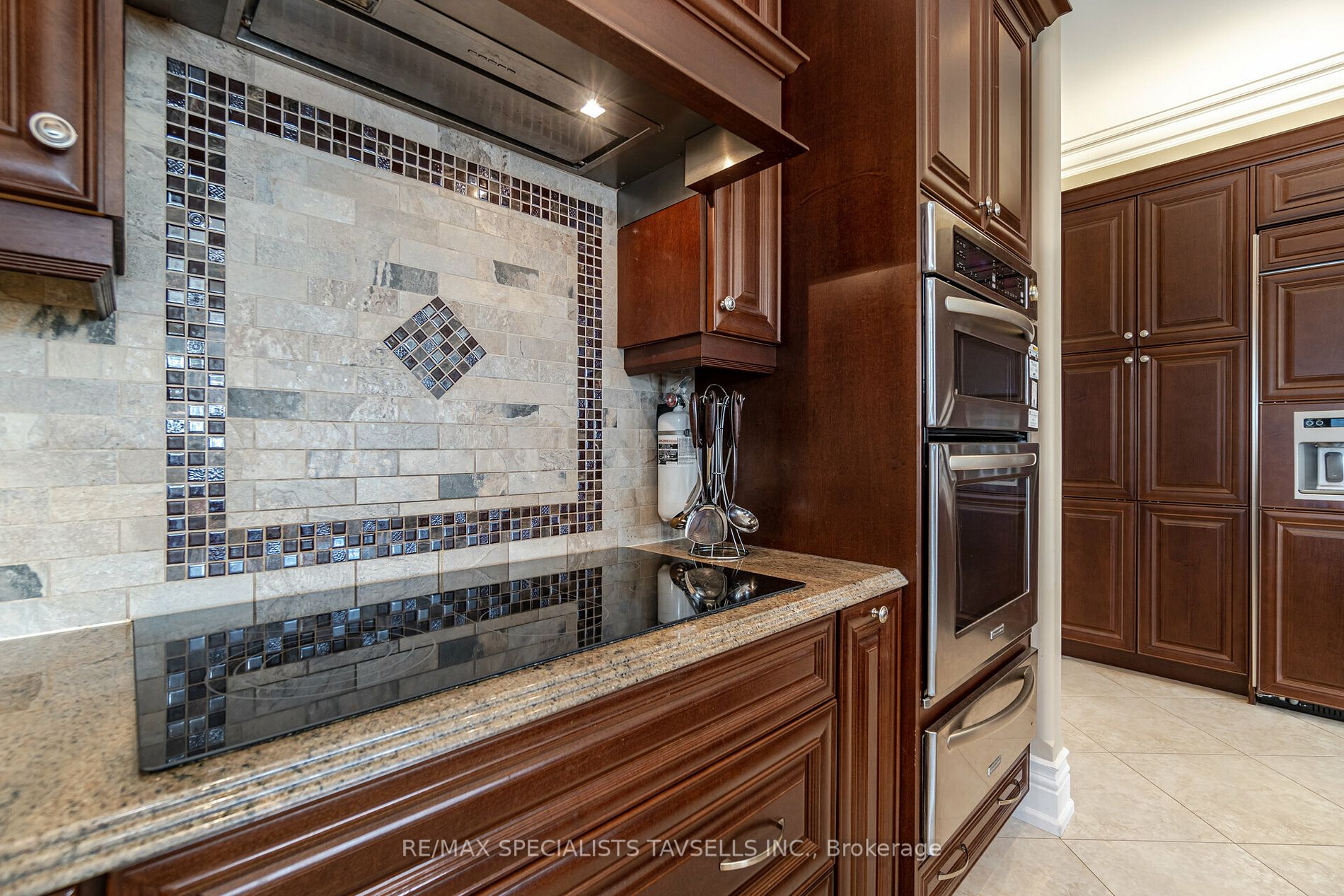 3 Castlewood Court