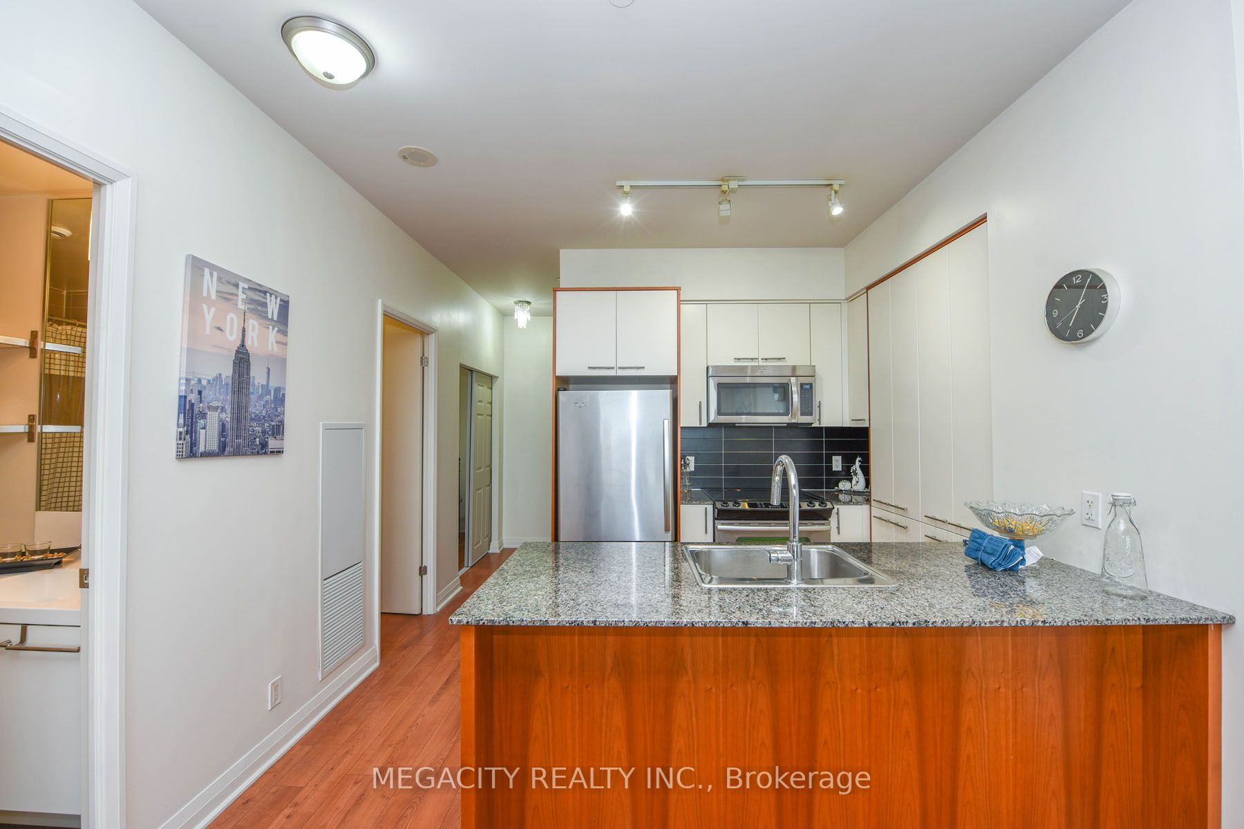 5 Valhalla Inn Road, #2911