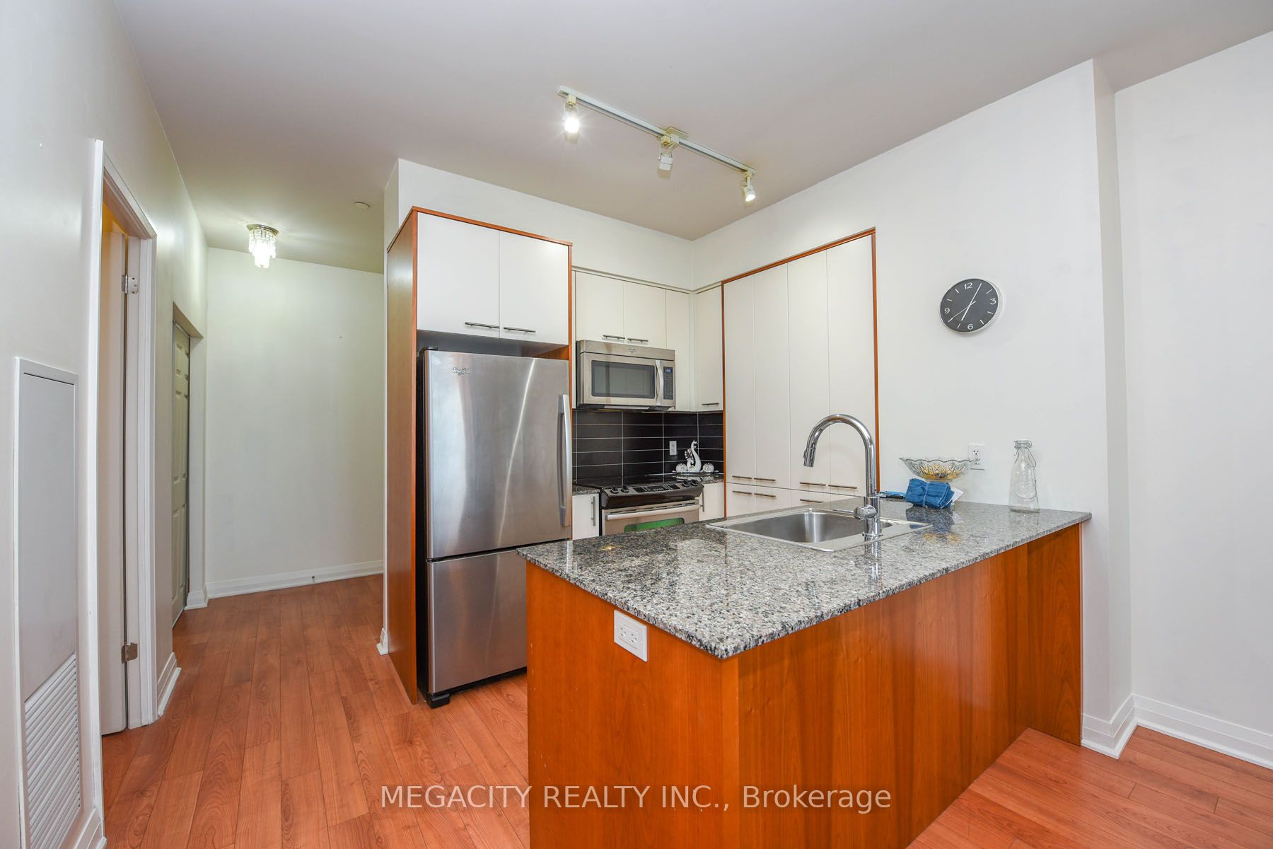 5 Valhalla Inn Road, #2911