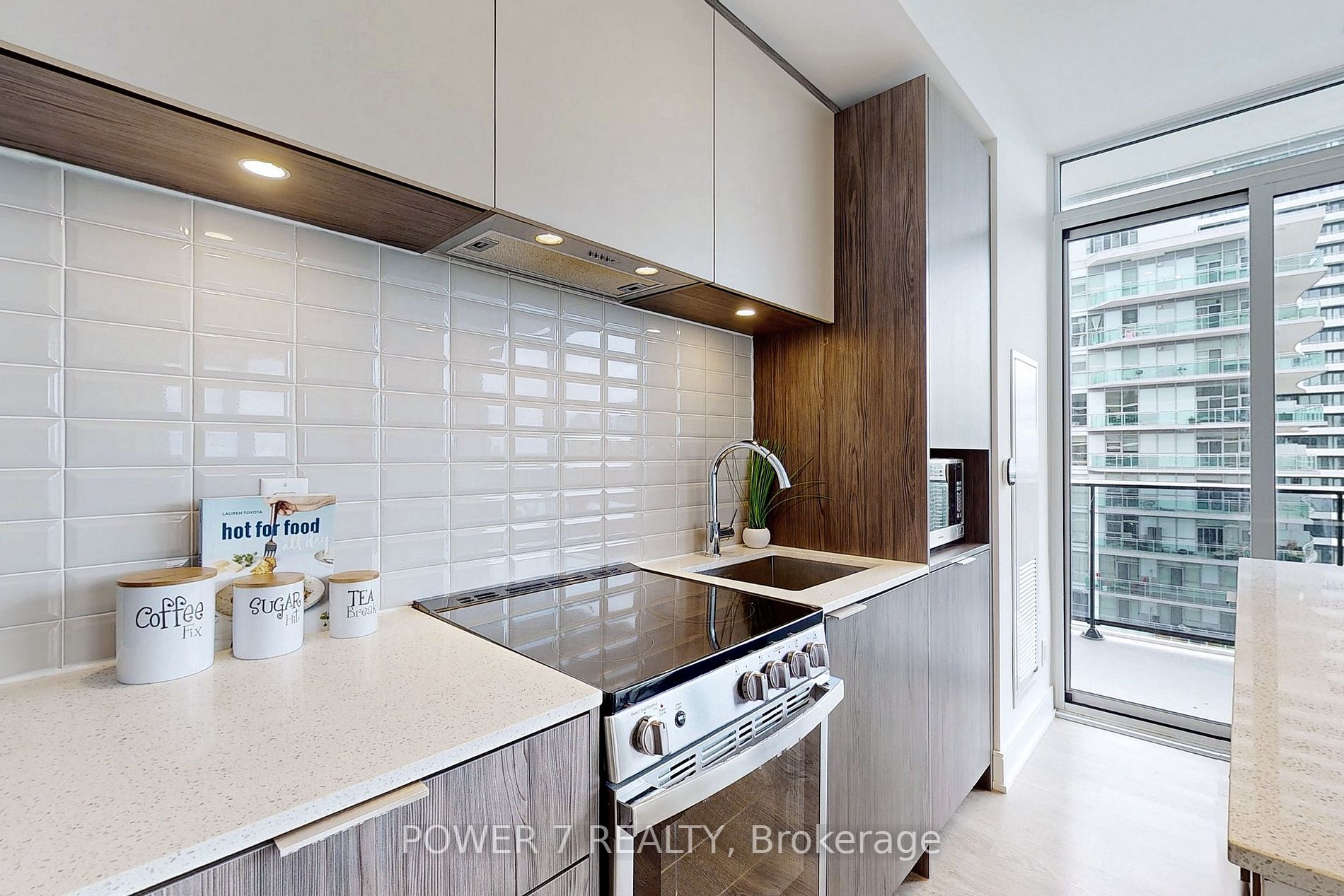 70 Annie Craig Dr, #3808