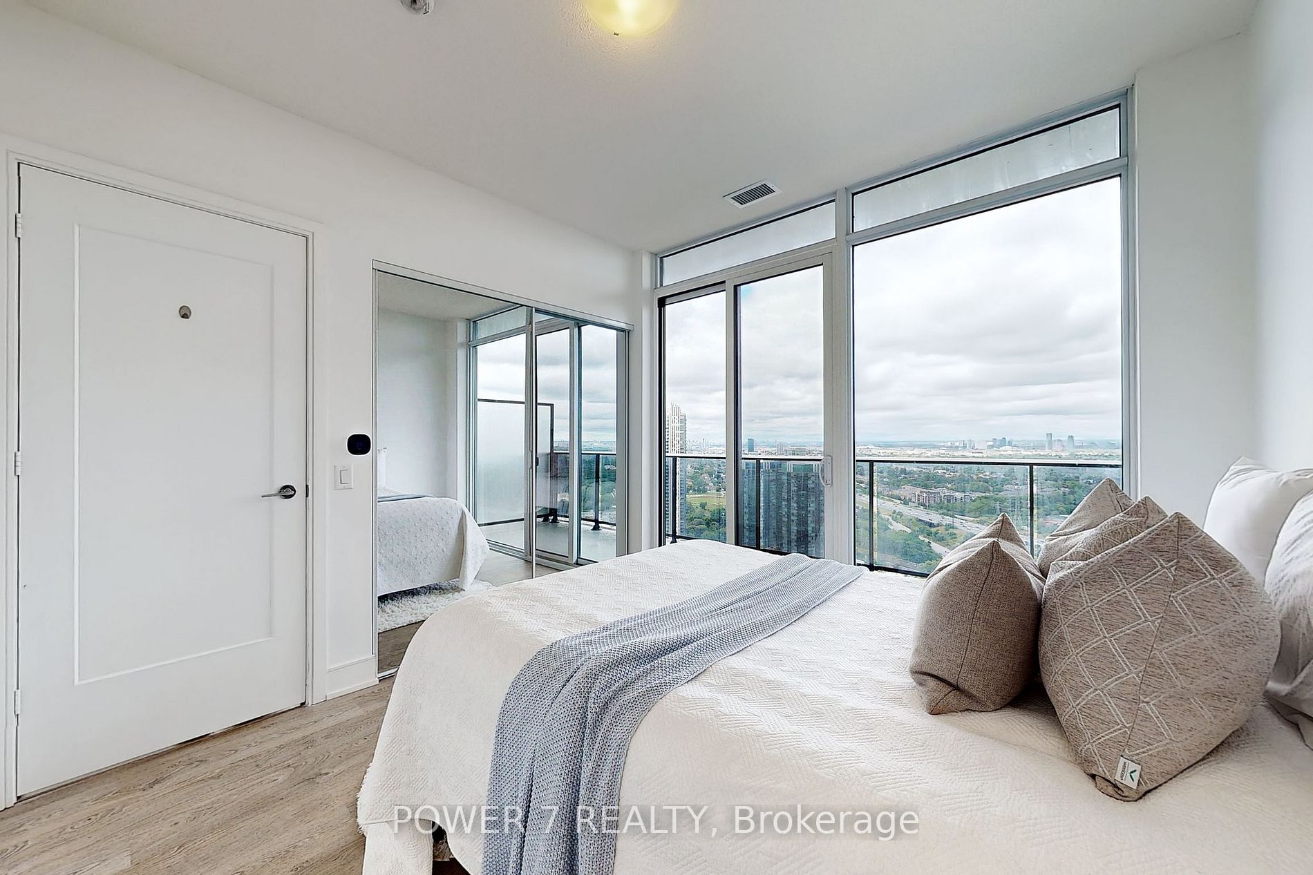 70 Annie Craig Dr, #3808