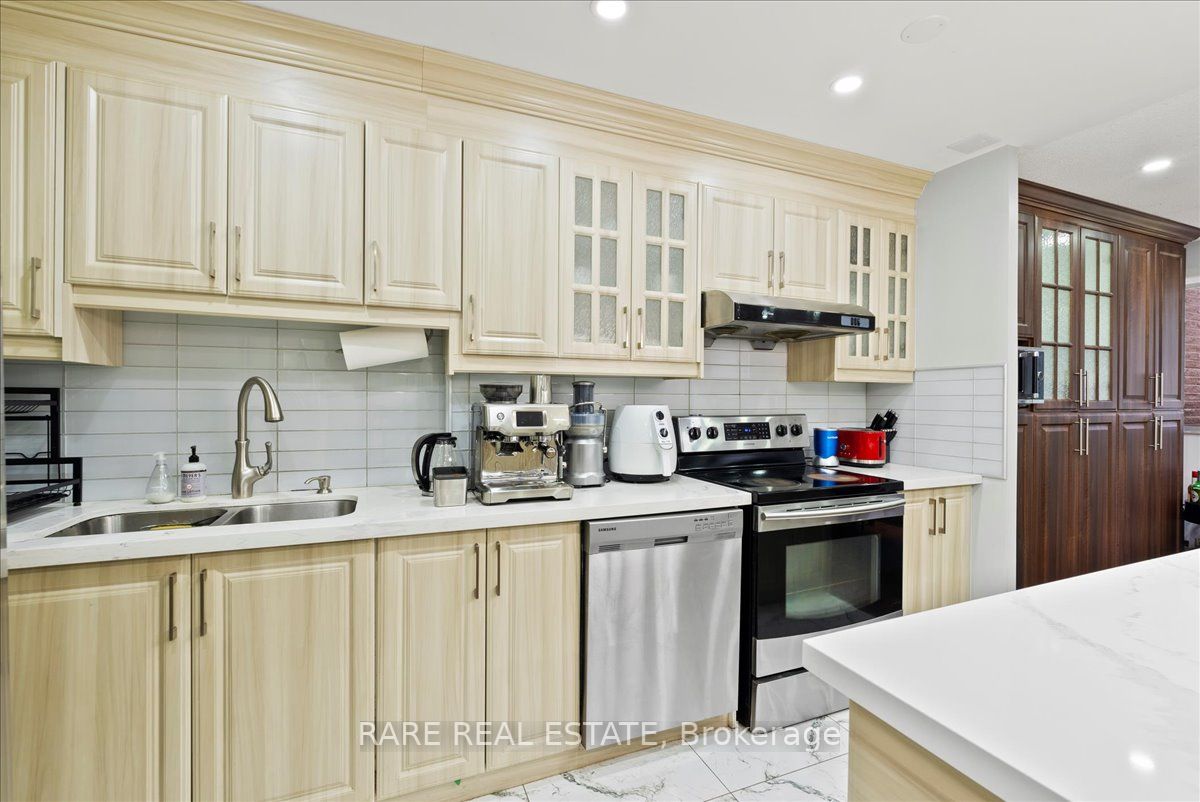 2095 Roche Court, #185