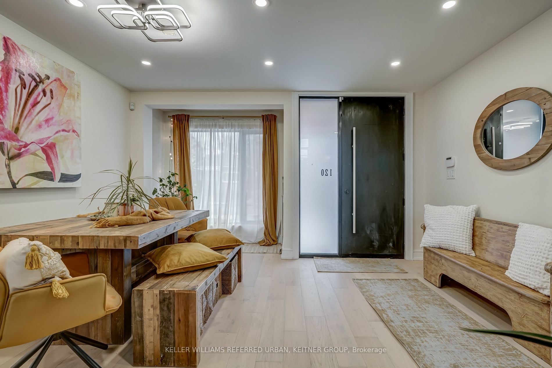 120 Fourth St