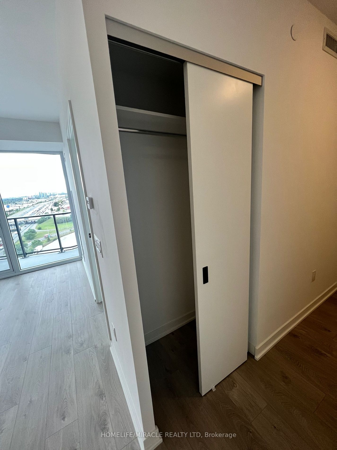 36 Zorra St, #1402