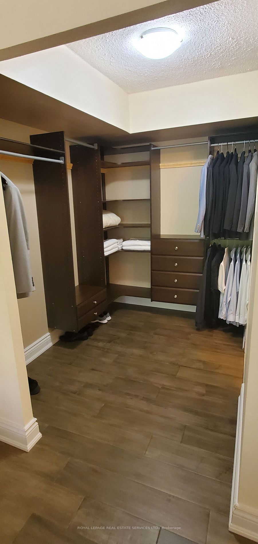 2045 Lake Shore Blvd W, #308