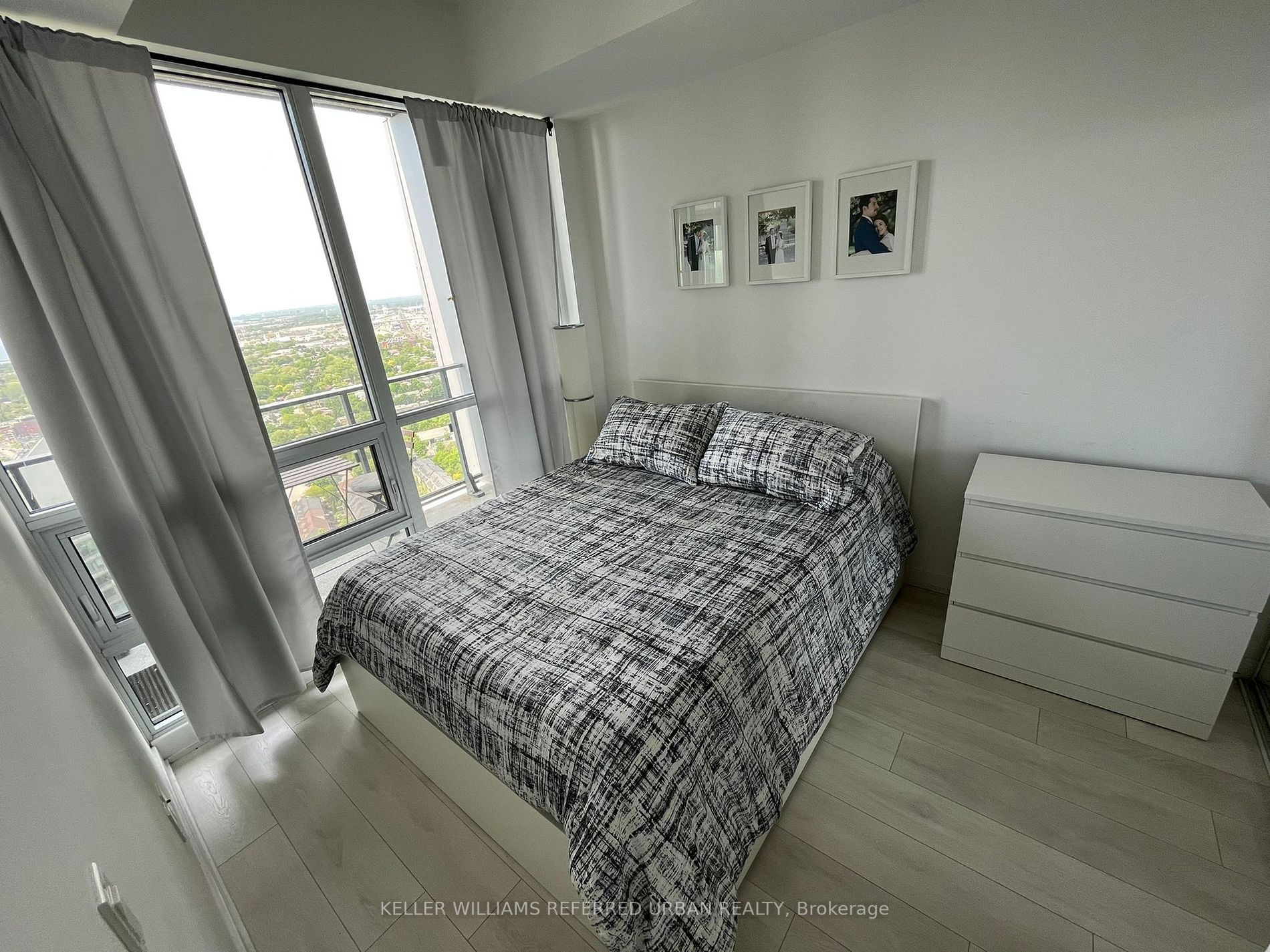 2220 Lakeshore Blvd, #4101