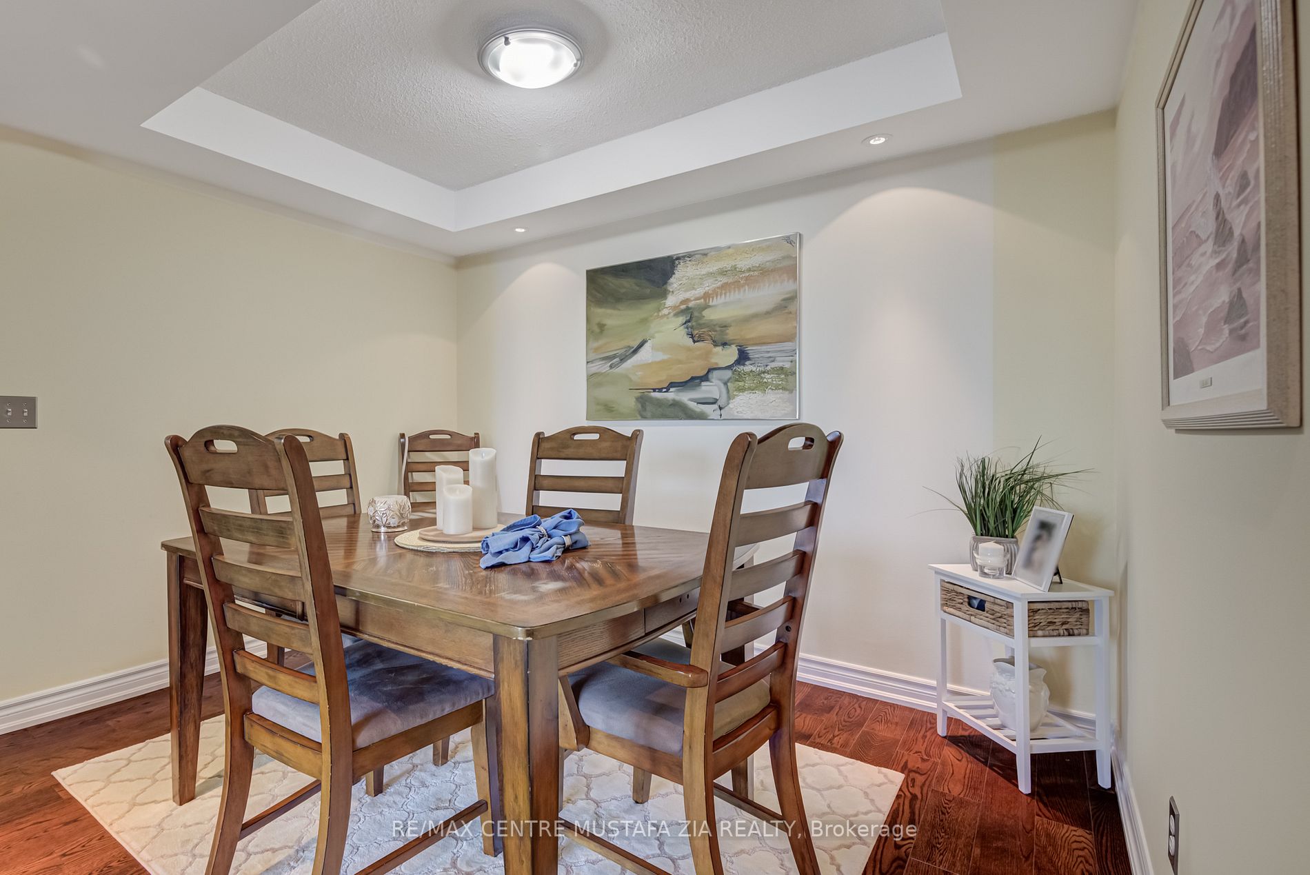 2585 Erin Centre Boulevard, #1005