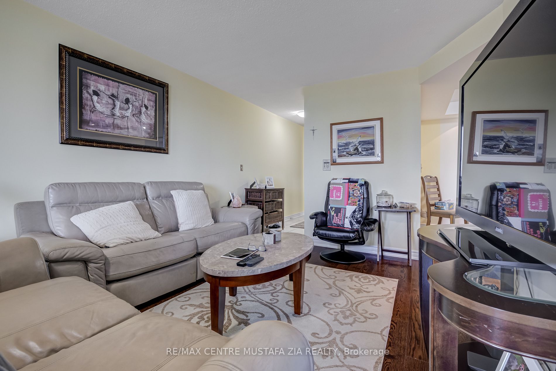 2585 Erin Centre Boulevard, #1005